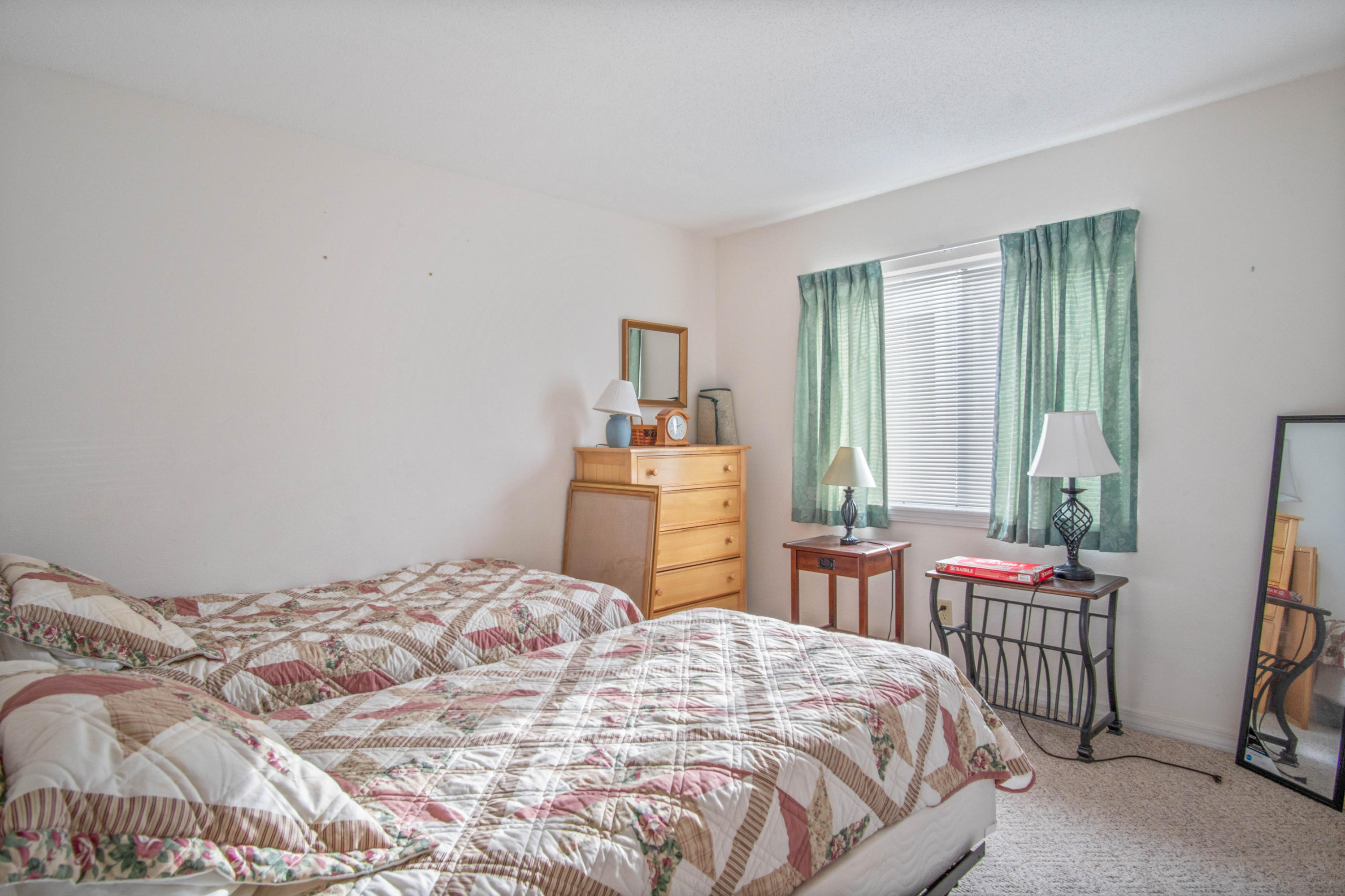FINISTERRA CONDO - Residential