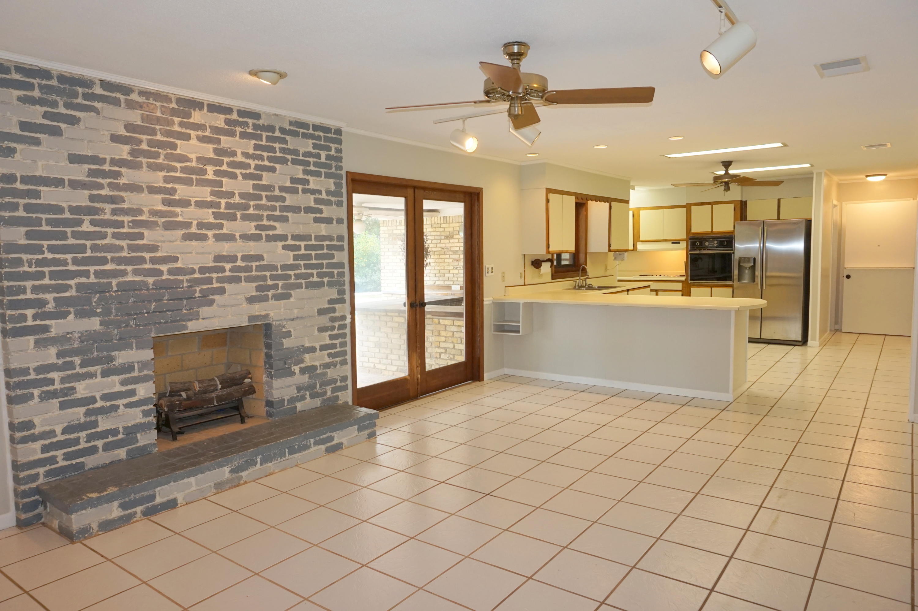 ADAMS POWELL - Residential