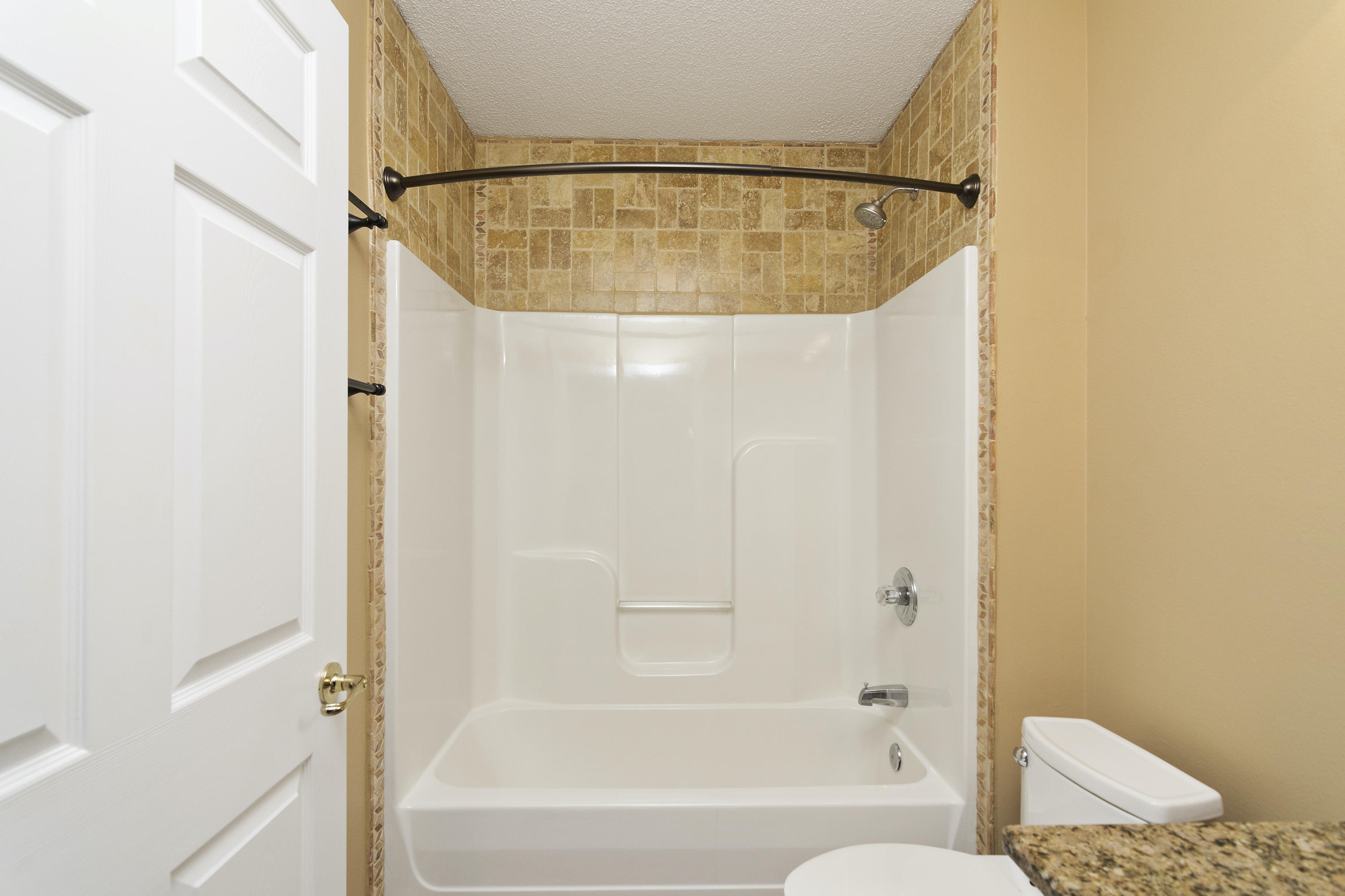 TRIPLE LAKES ESTATES - Residential