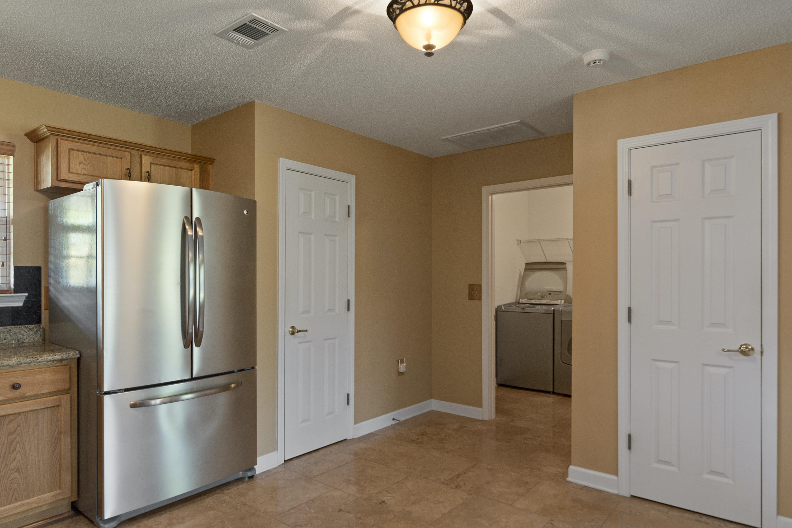 TRIPLE LAKES ESTATES - Residential