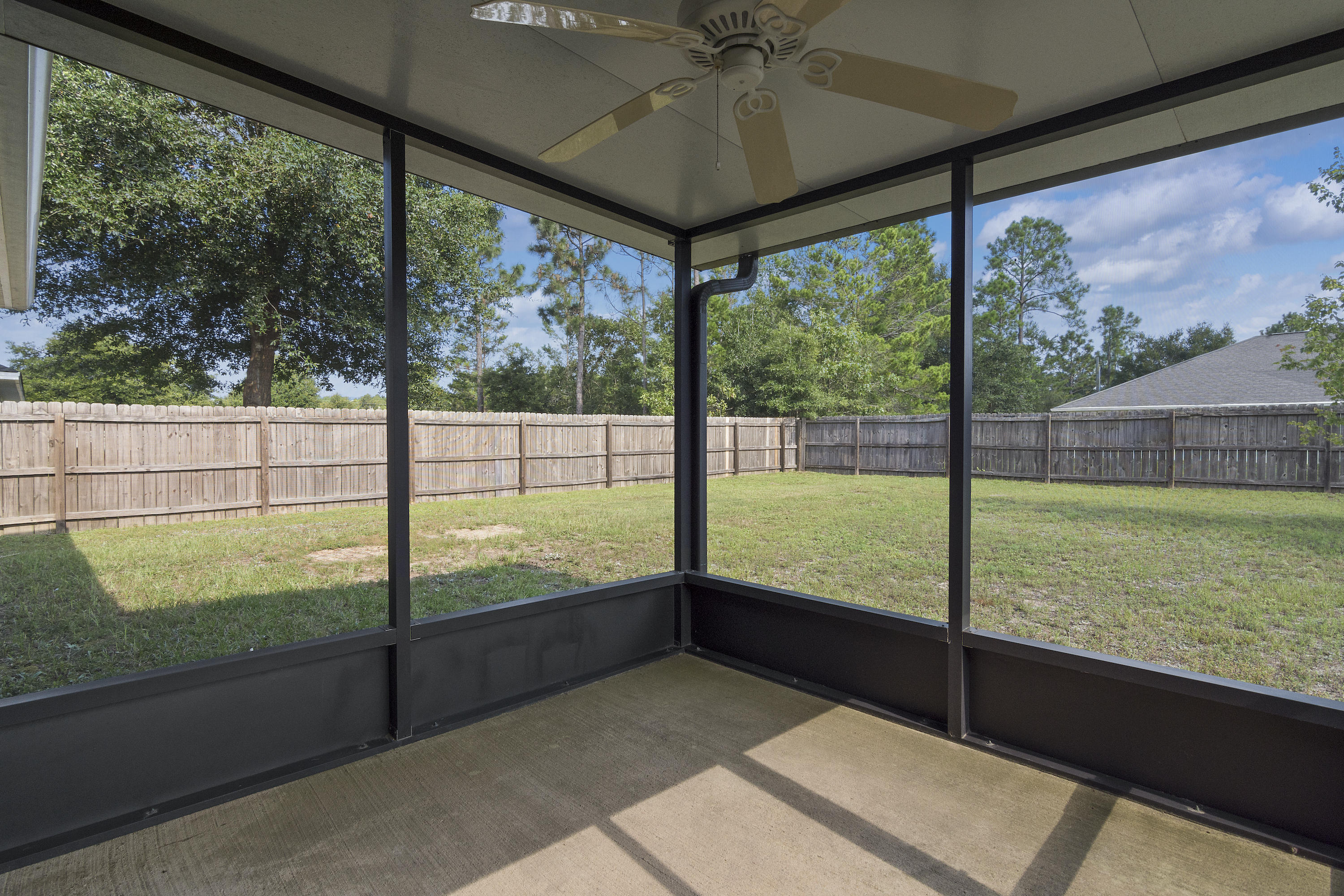 TRIPLE LAKES ESTATES - Residential