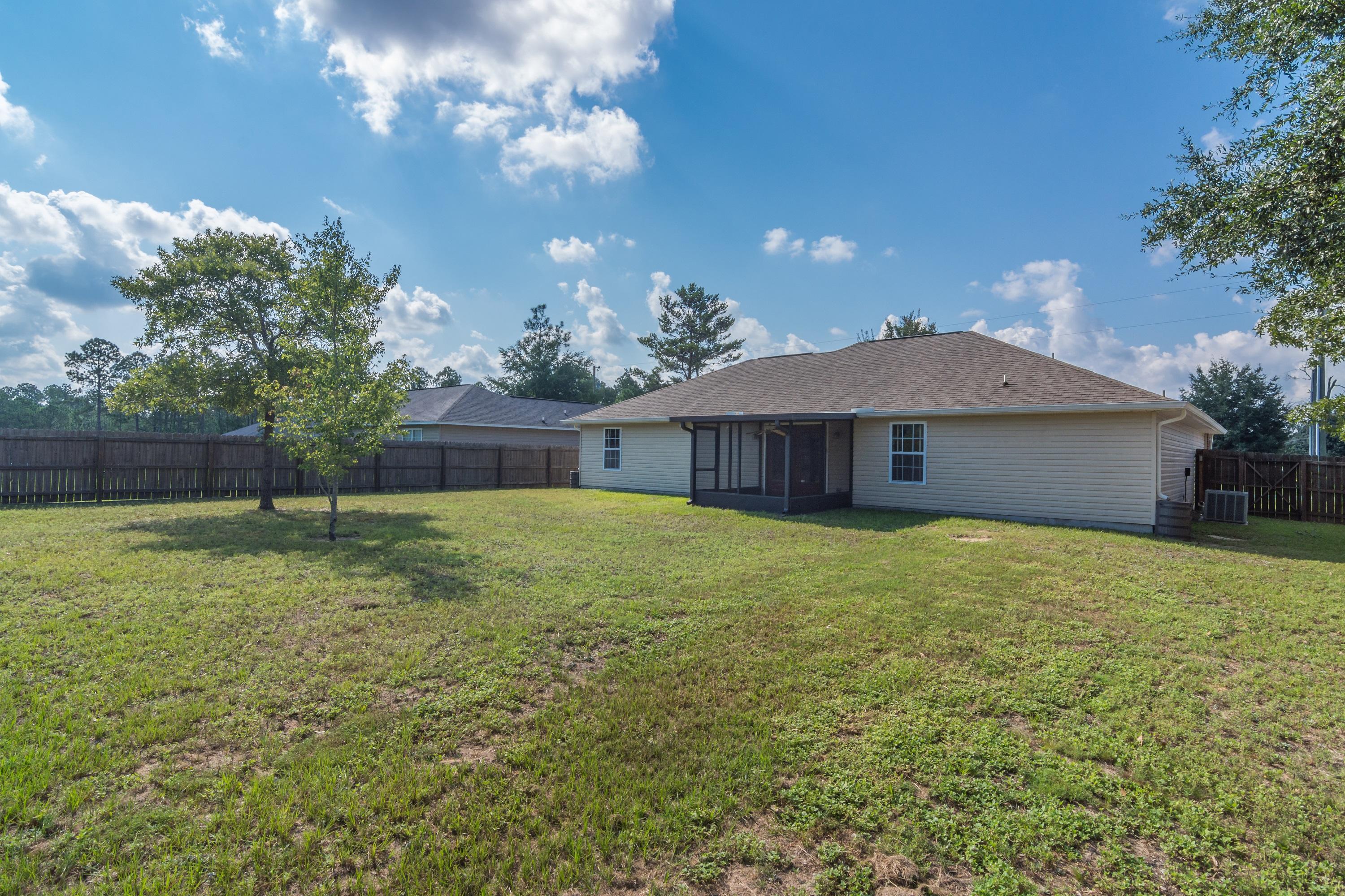 TRIPLE LAKES ESTATES - Residential