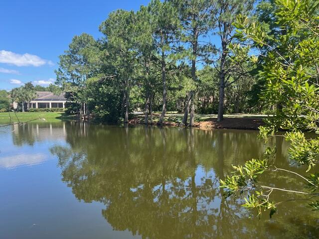 REGATTA BAY GOLF VILLAS - Land