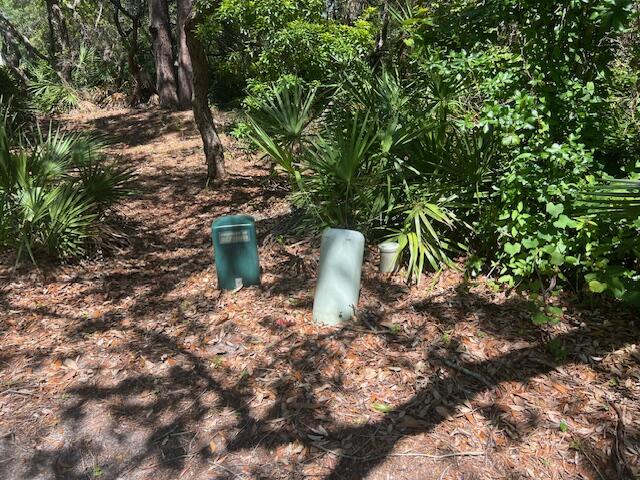 REGATTA BAY GOLF VILLAS - Land