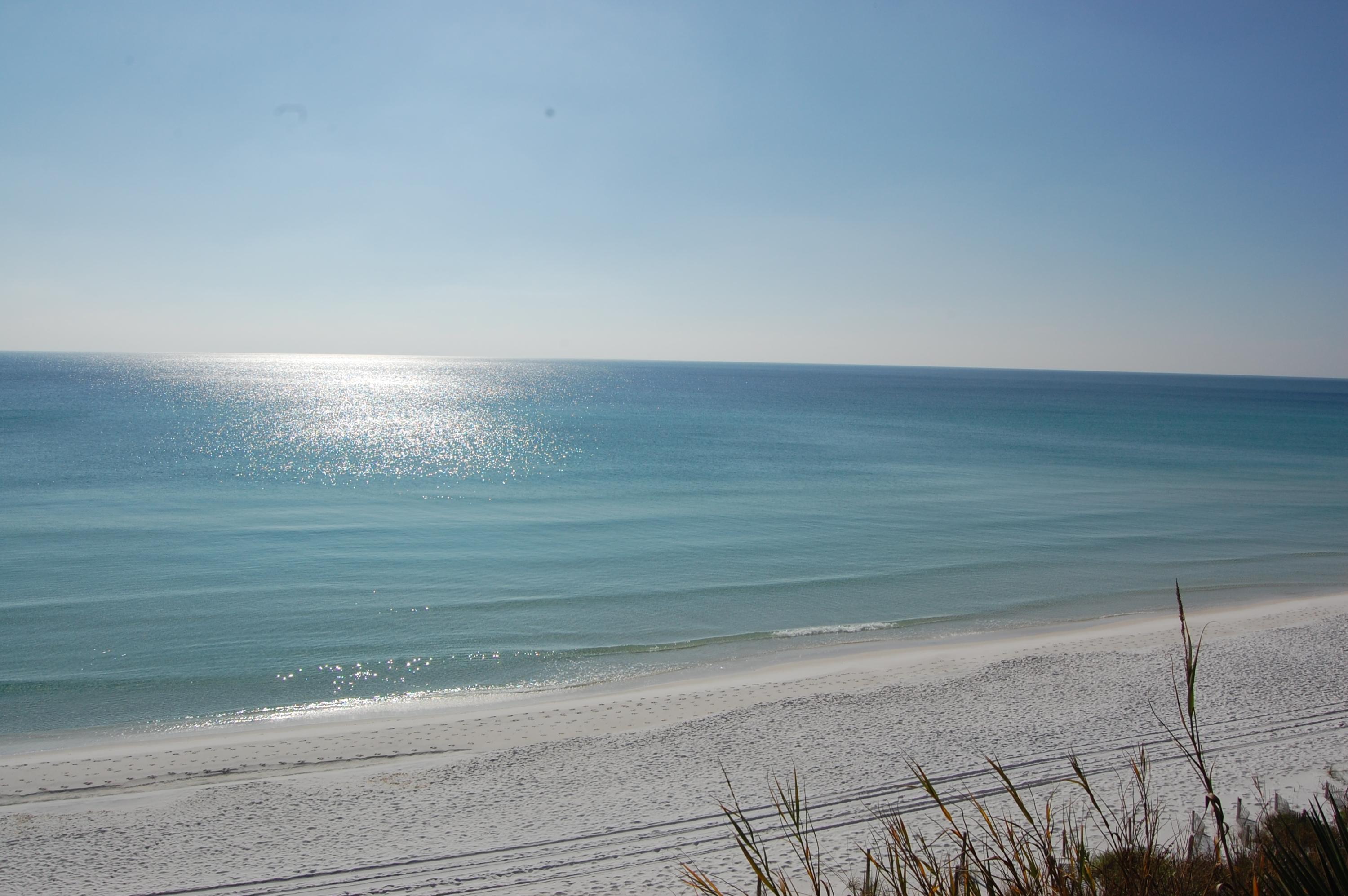 WHITE CLIFFS CONDO - Residential