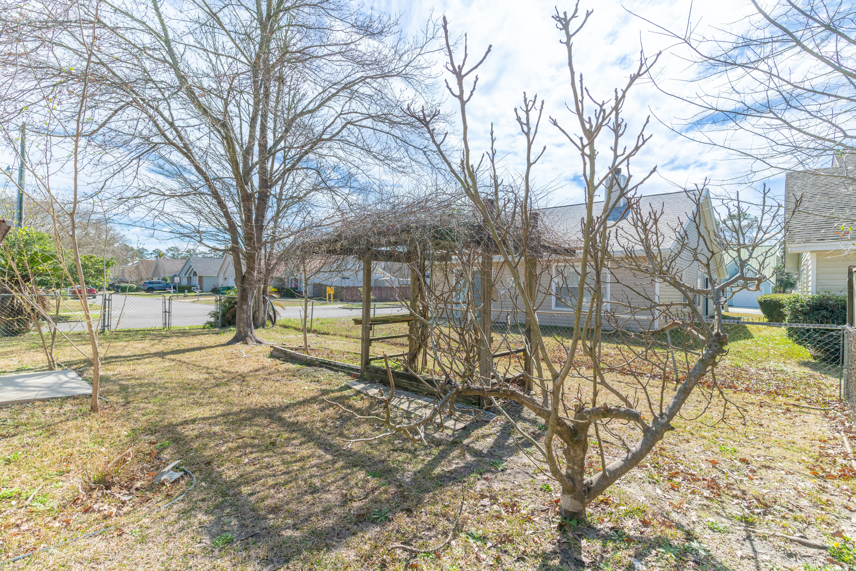 WILLOW BEND PH 2 - Residential