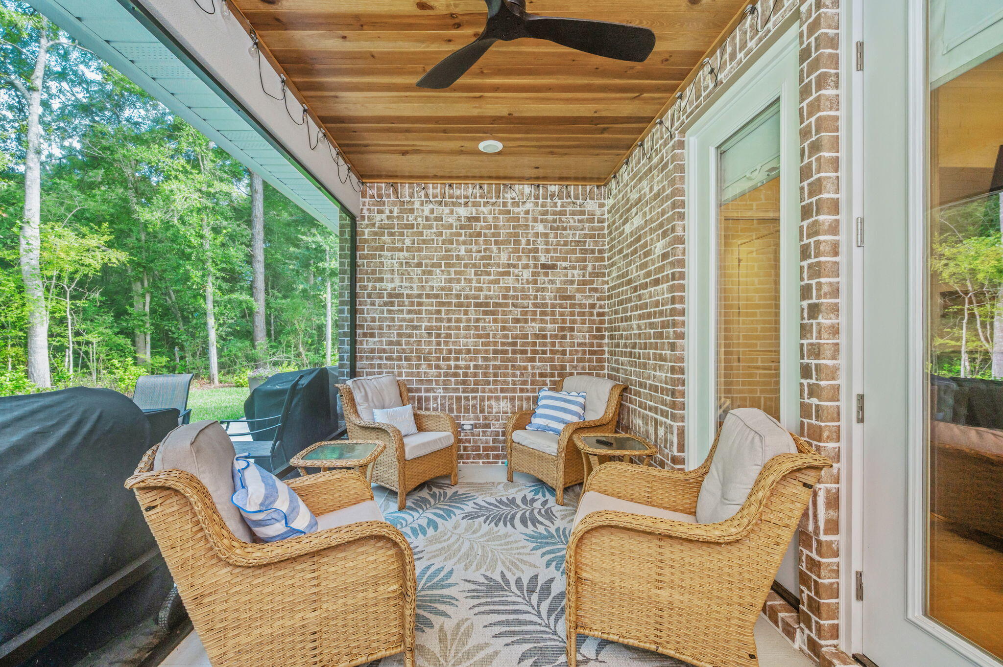 CLAIRES VINEYARD - Residential