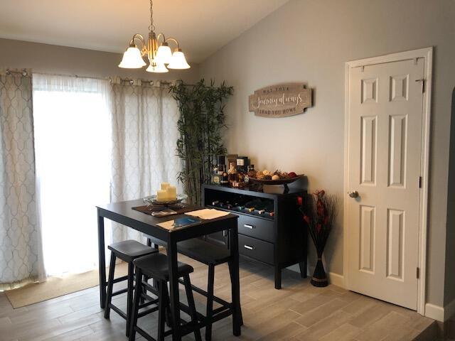 LIVE OAK MANORS - Residential Lease