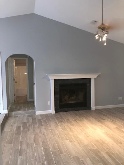 LIVE OAK MANORS - Residential Lease