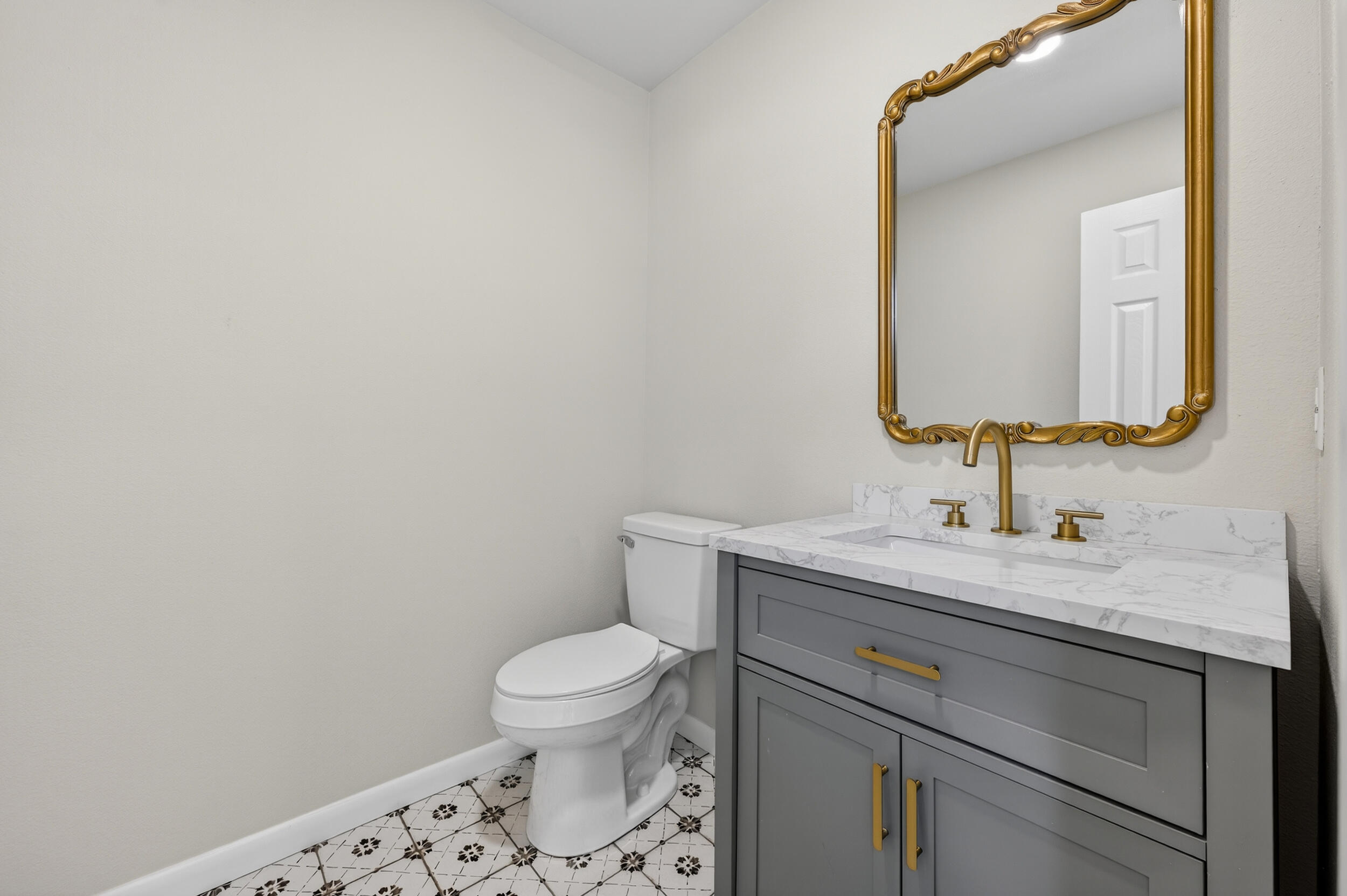 231100.00 - Residential Lease