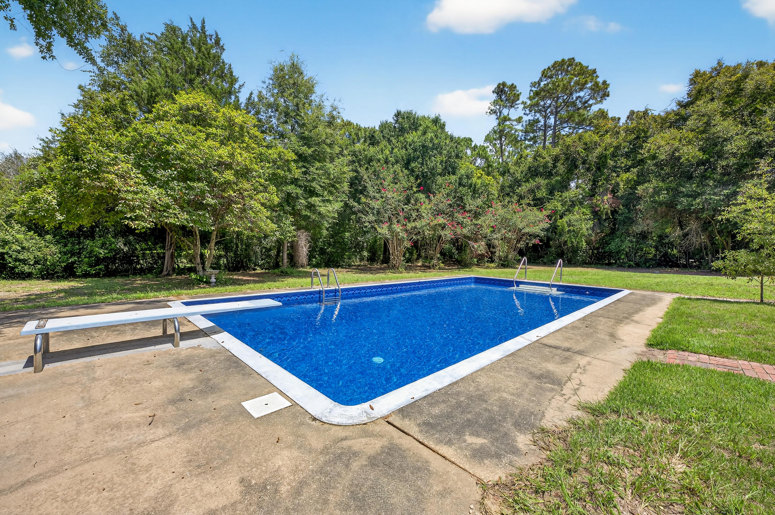 231100.00 - Residential Lease