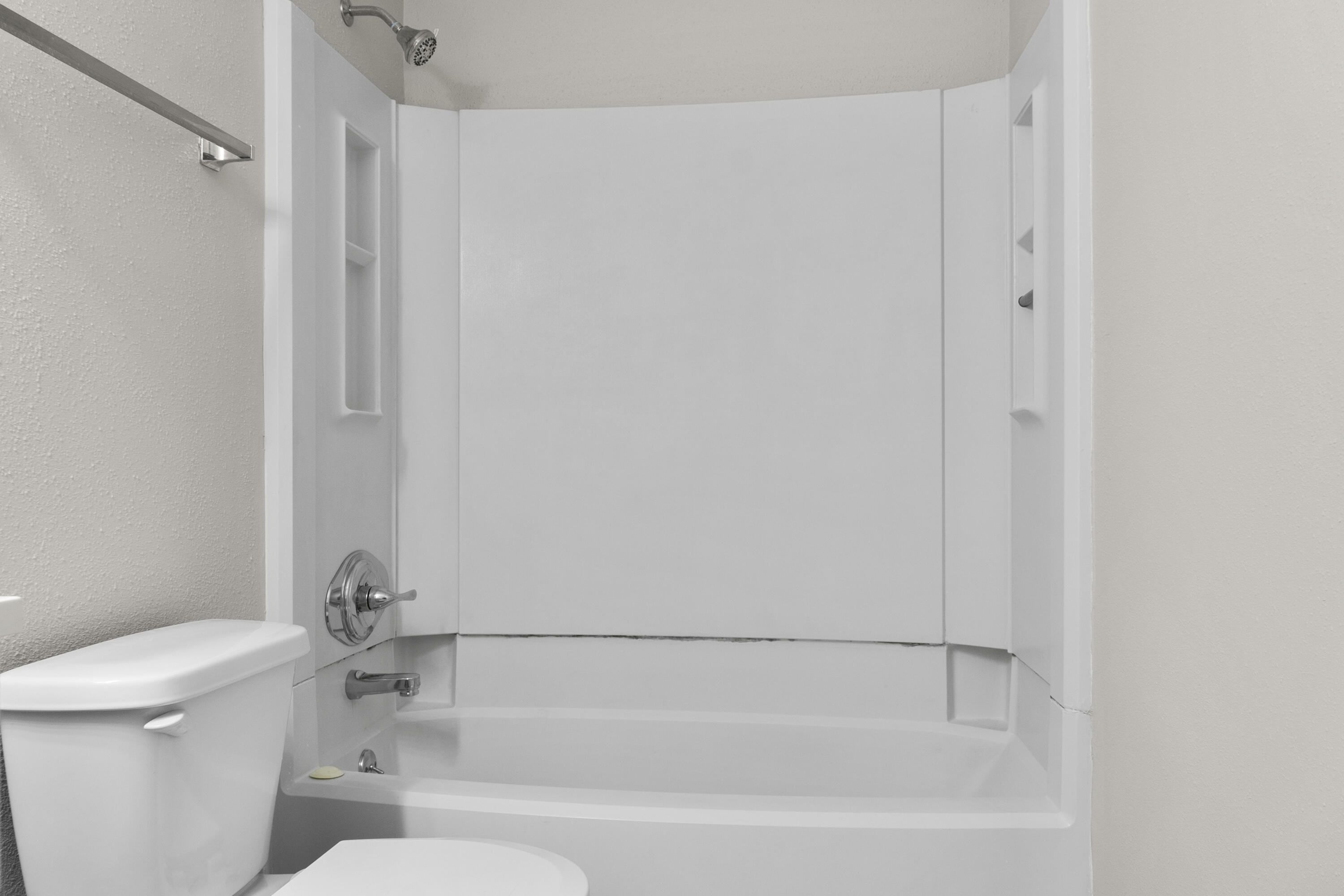 BAYWOOD T/H - Residential