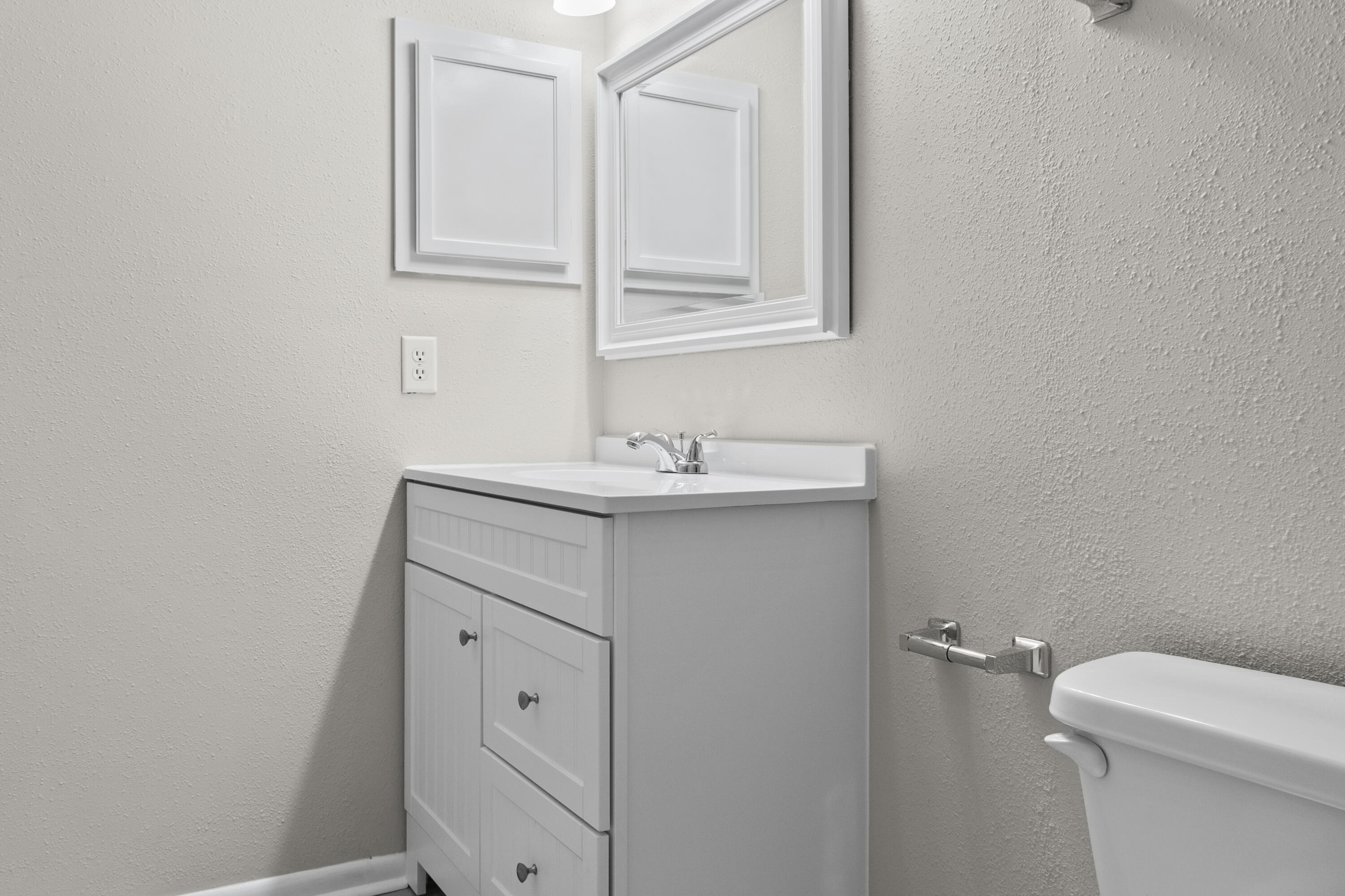 BAYWOOD T/H - Residential