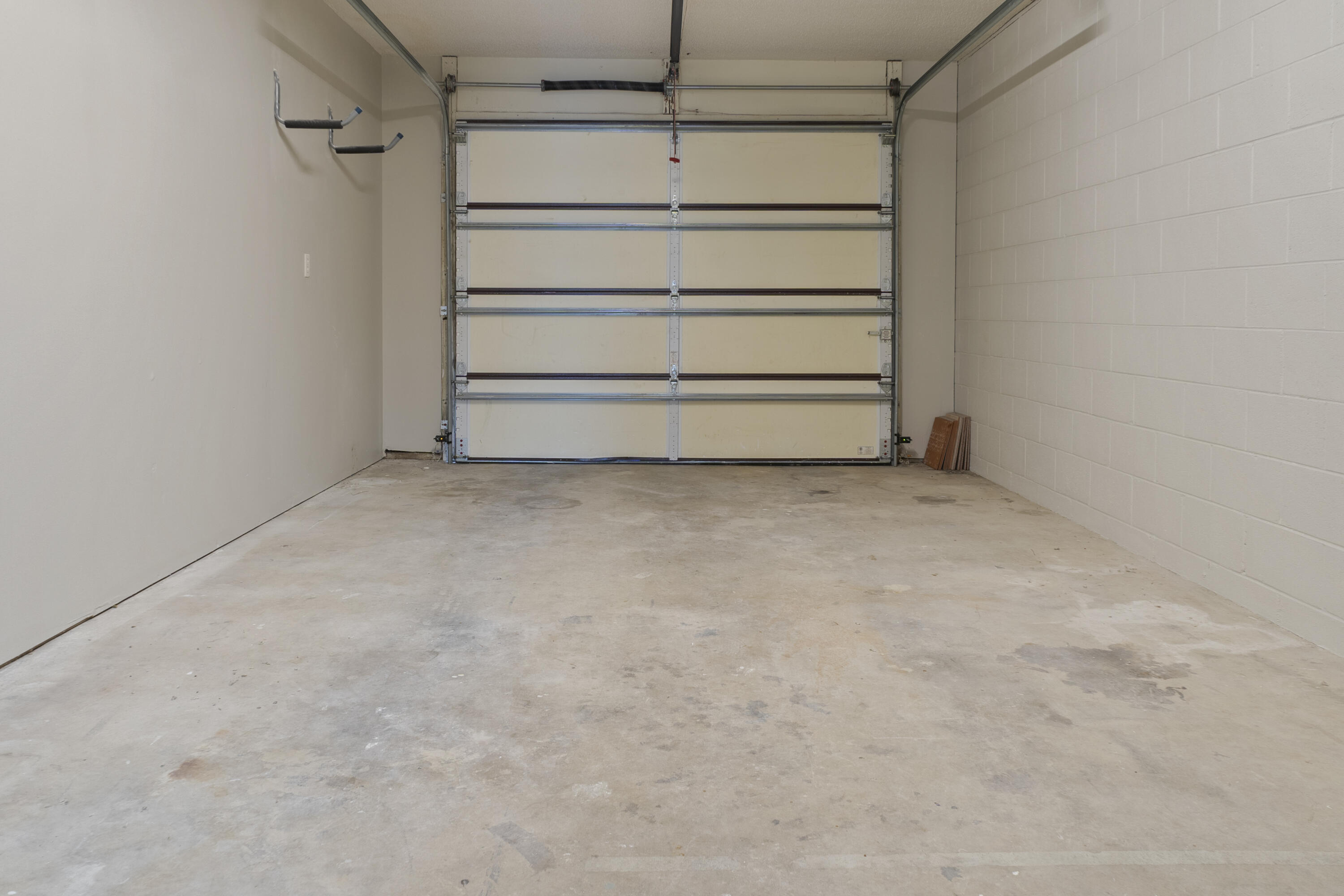 BAYWOOD T/H - Residential