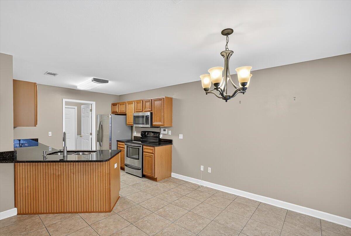 SUMMERWOOD - Residential