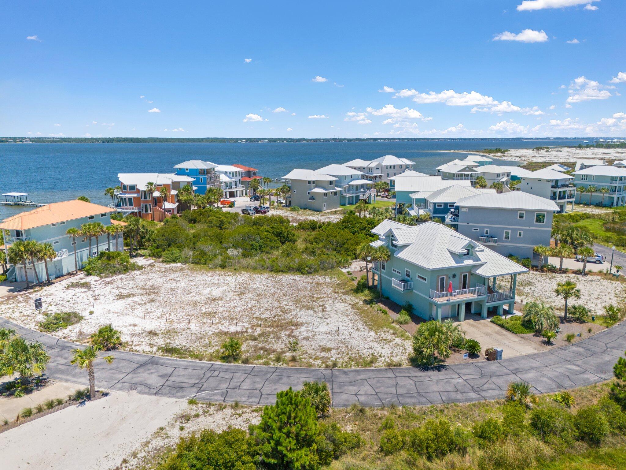 Caribbean Isle - Land