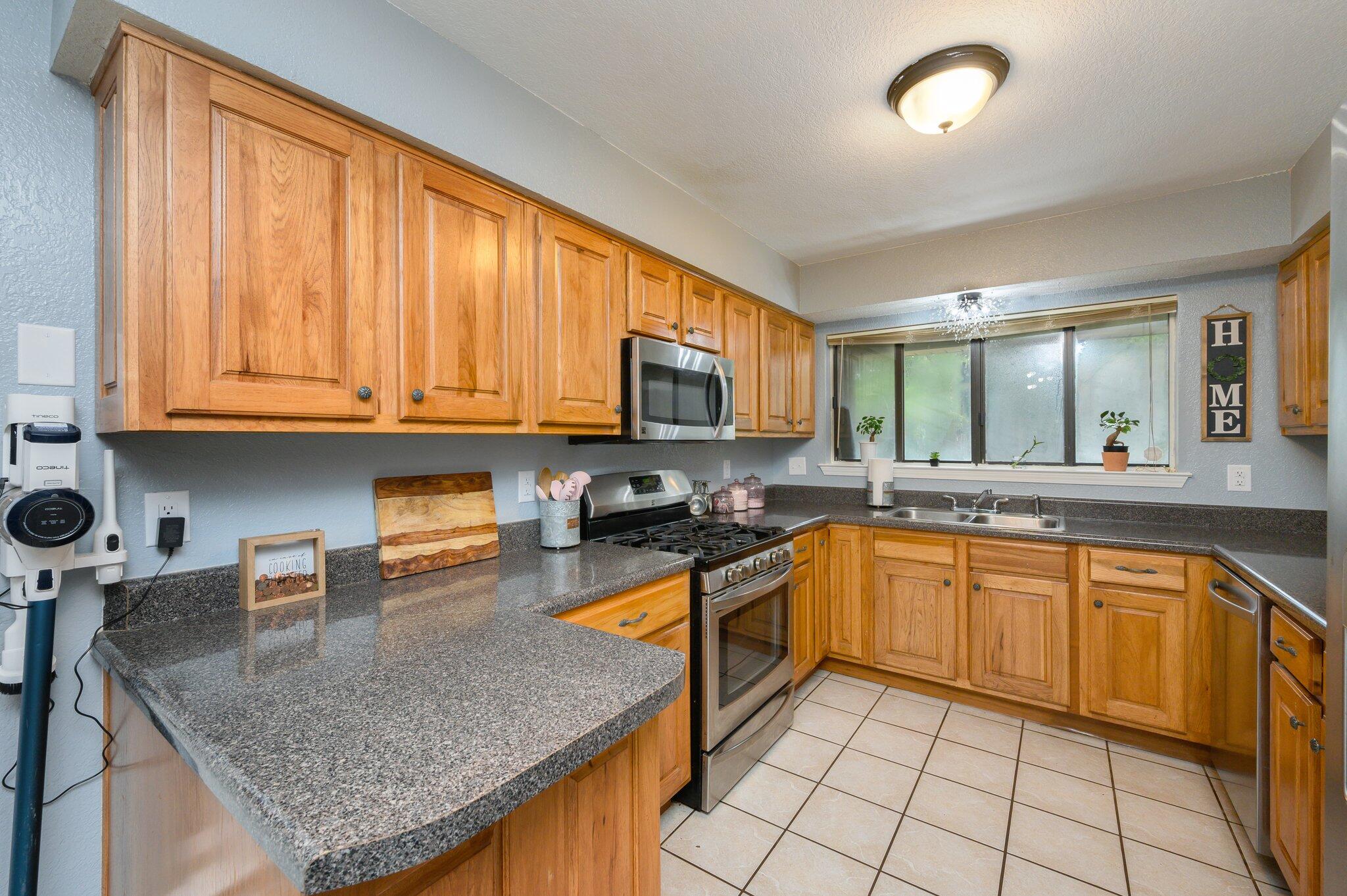 ADAMS POWELL - Residential