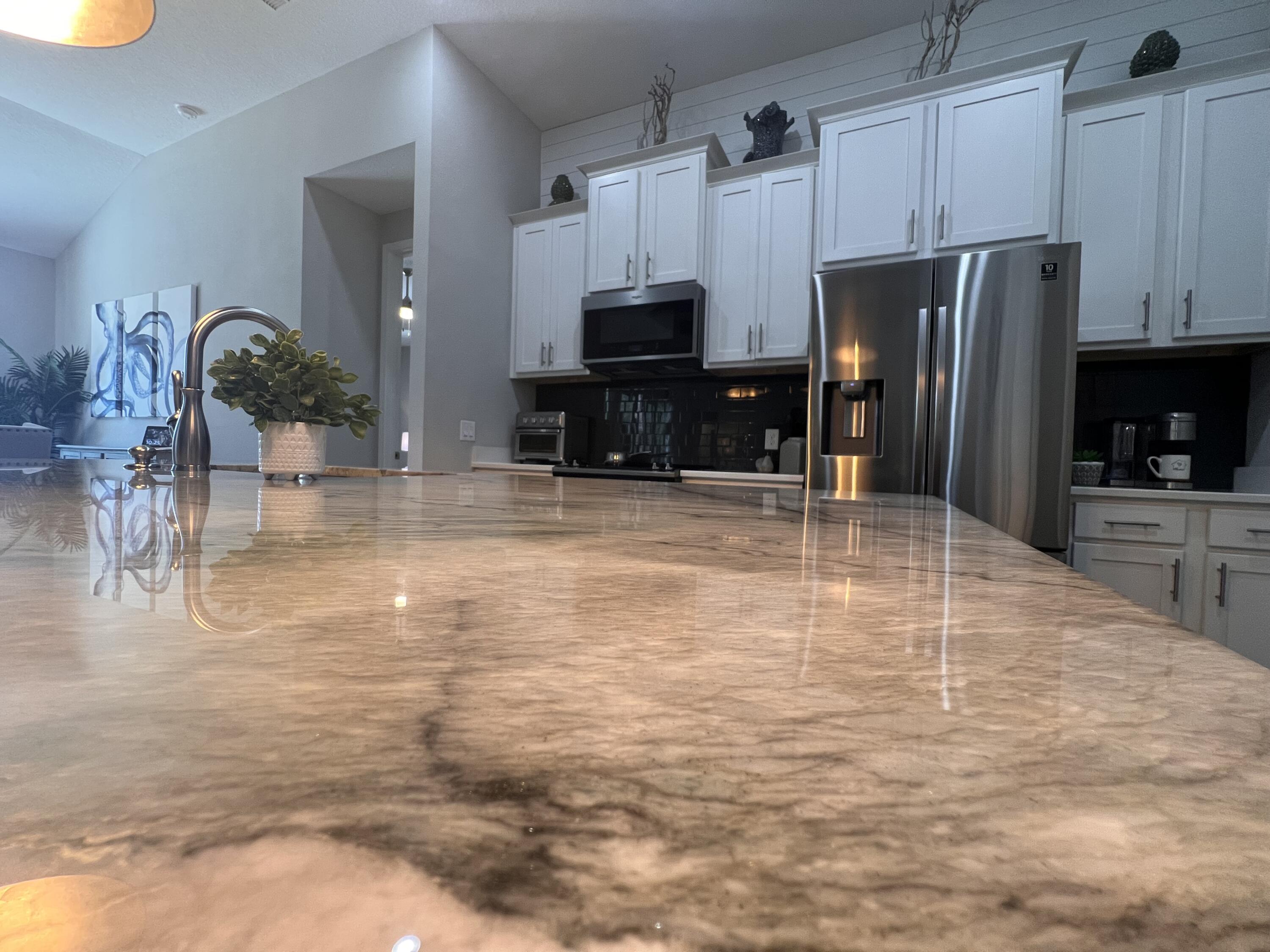 ROBLEDAL ESTATES - Residential