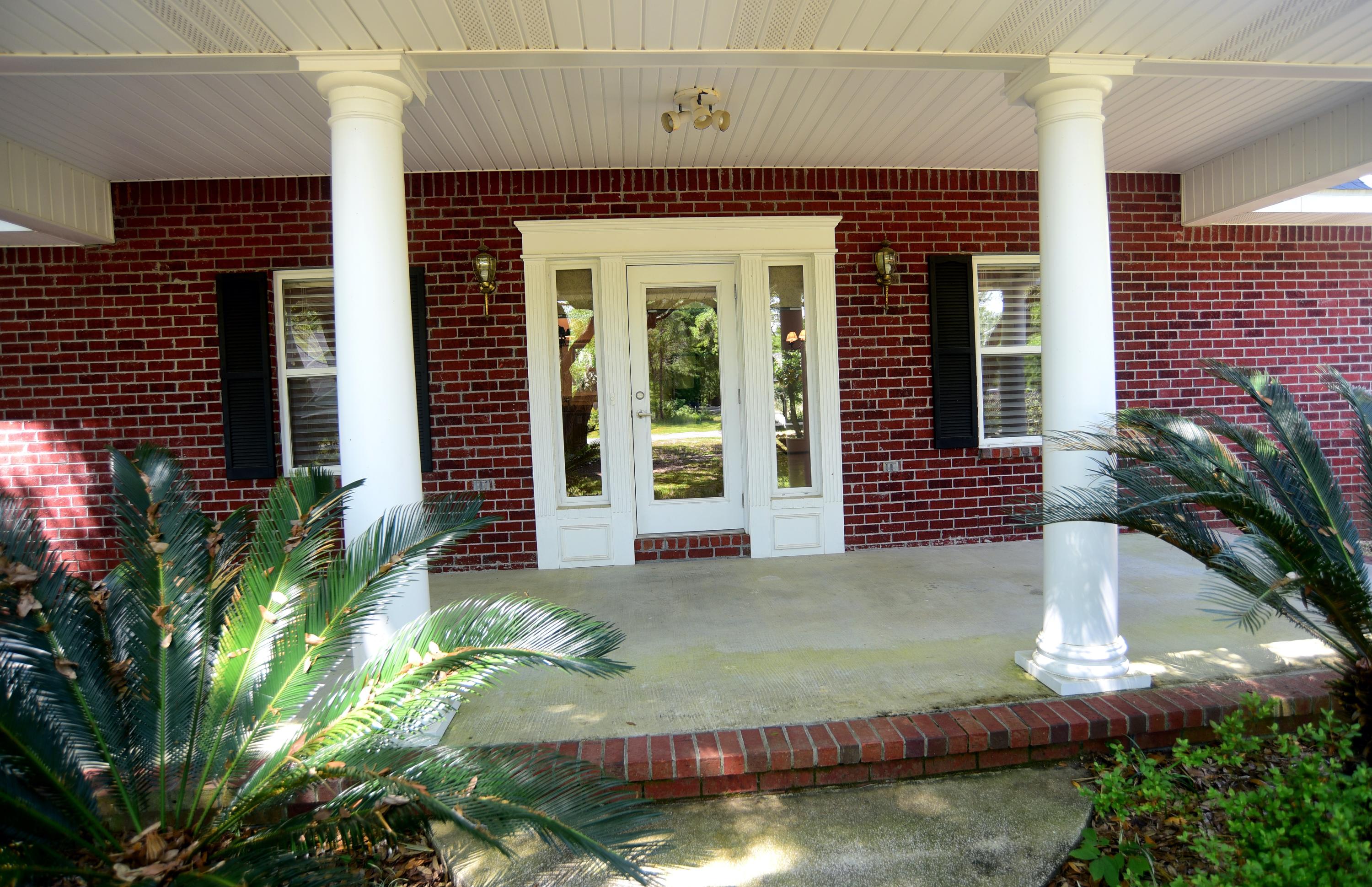 CEDAR BEACH - Residential Lease