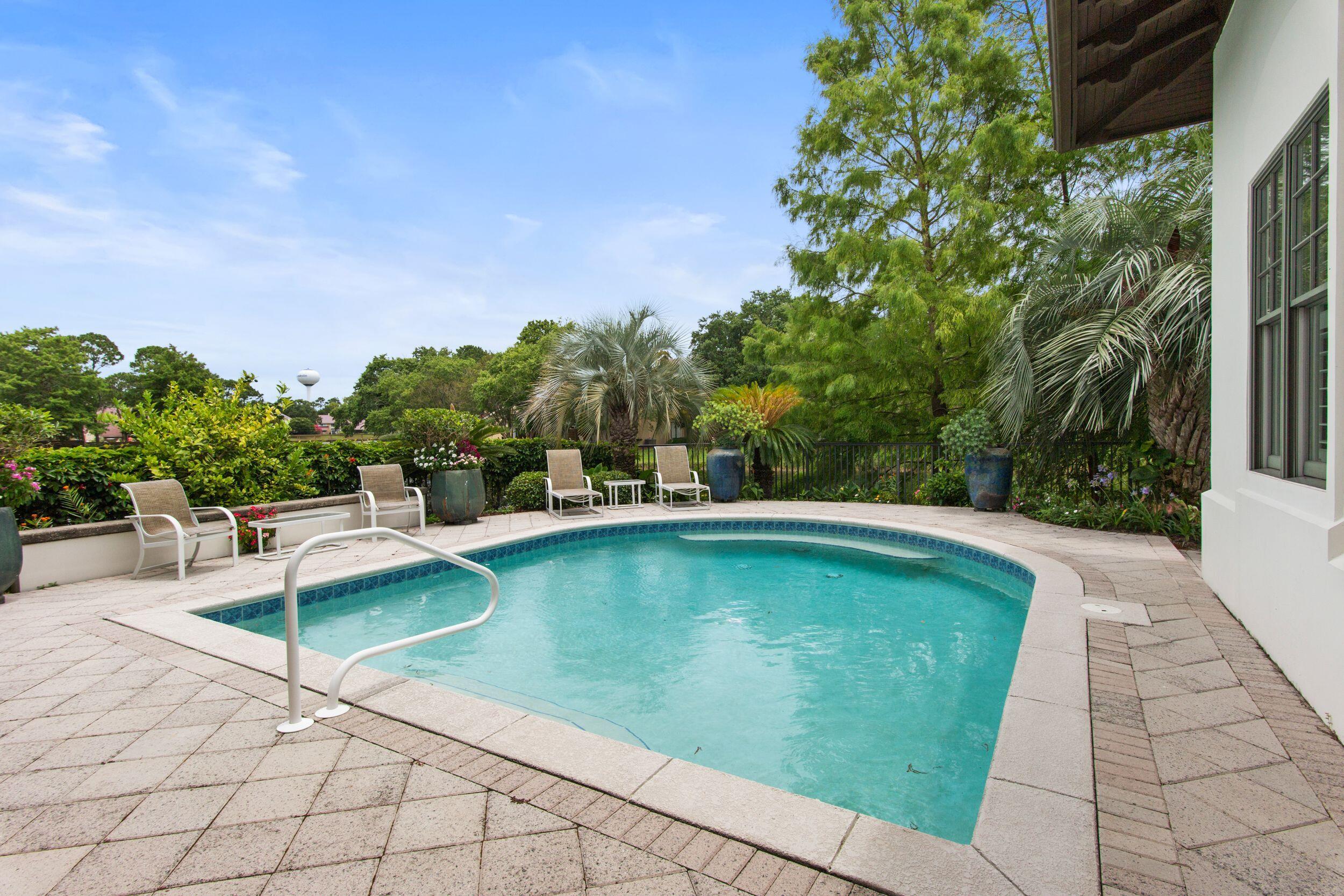 Island Estates - Residential