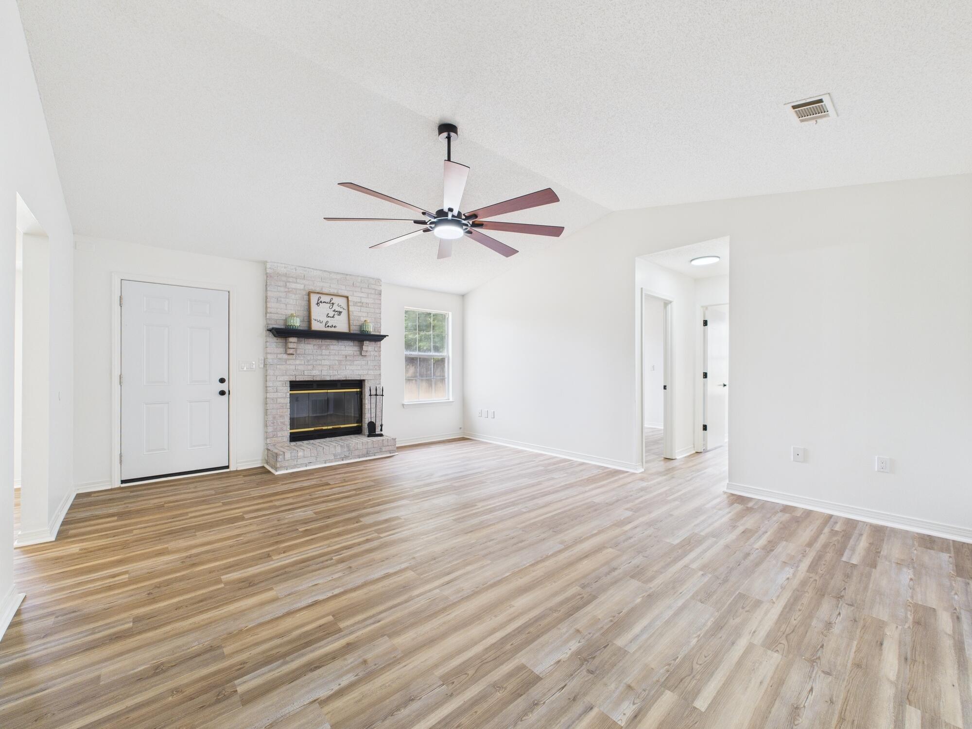 NORTHVIEW ESTATES 3RD ADDN - Residential
