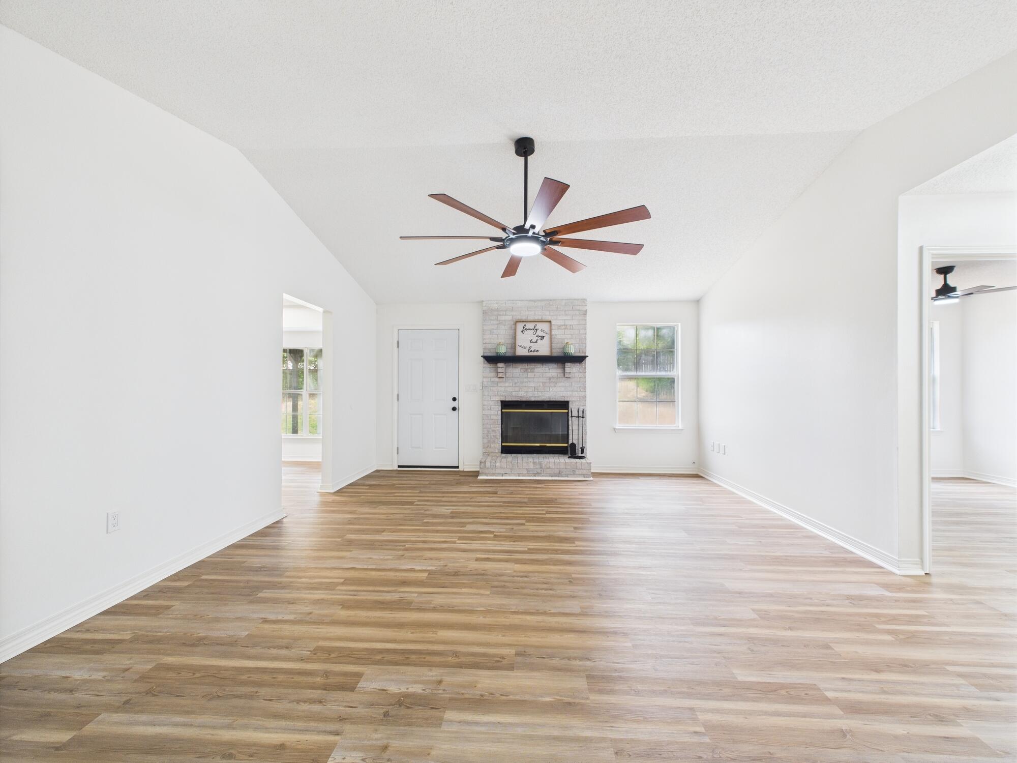 NORTHVIEW ESTATES 3RD ADDN - Residential