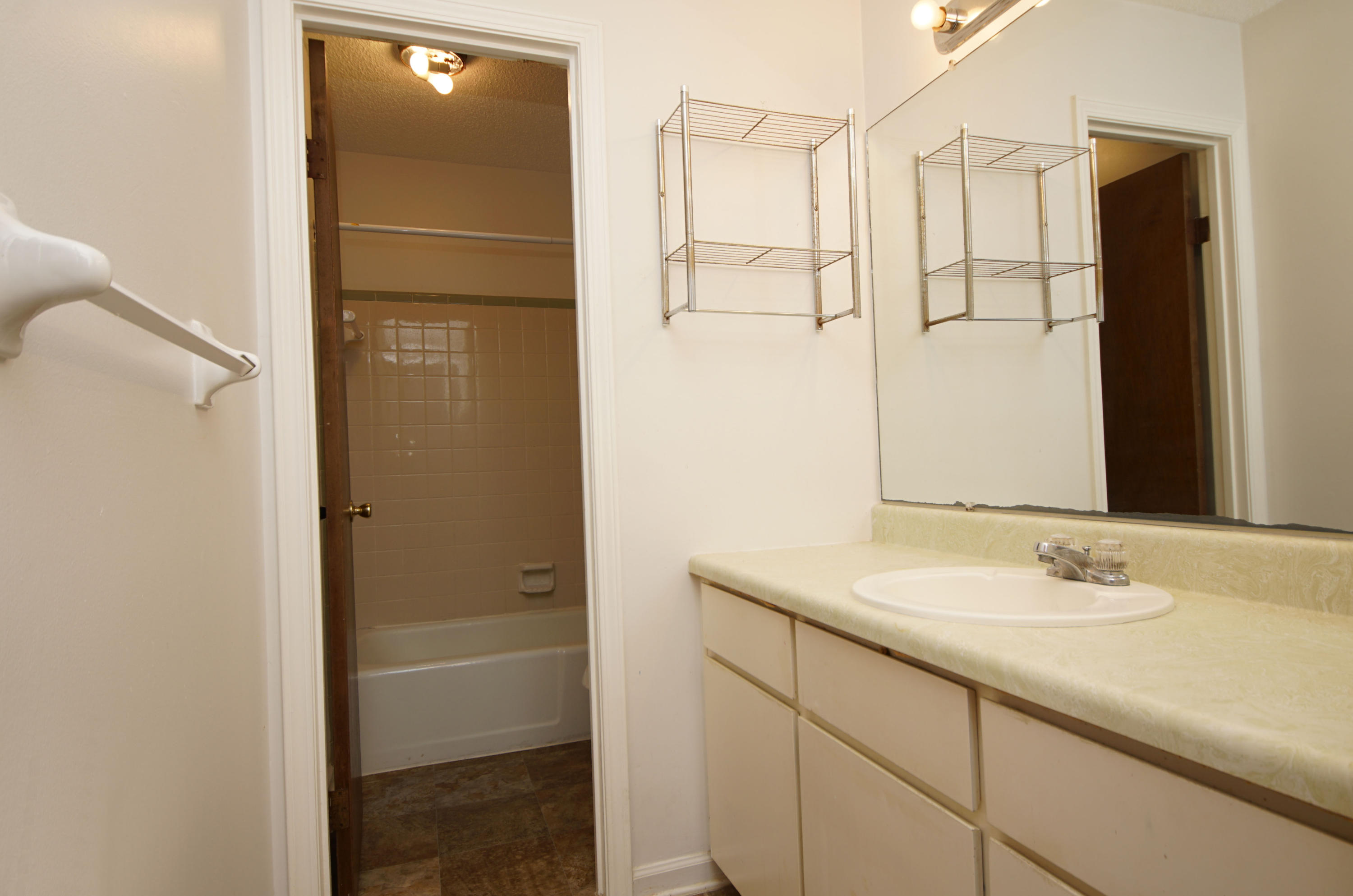 BLUEWATER BAY VILLAGE 1A - Residential