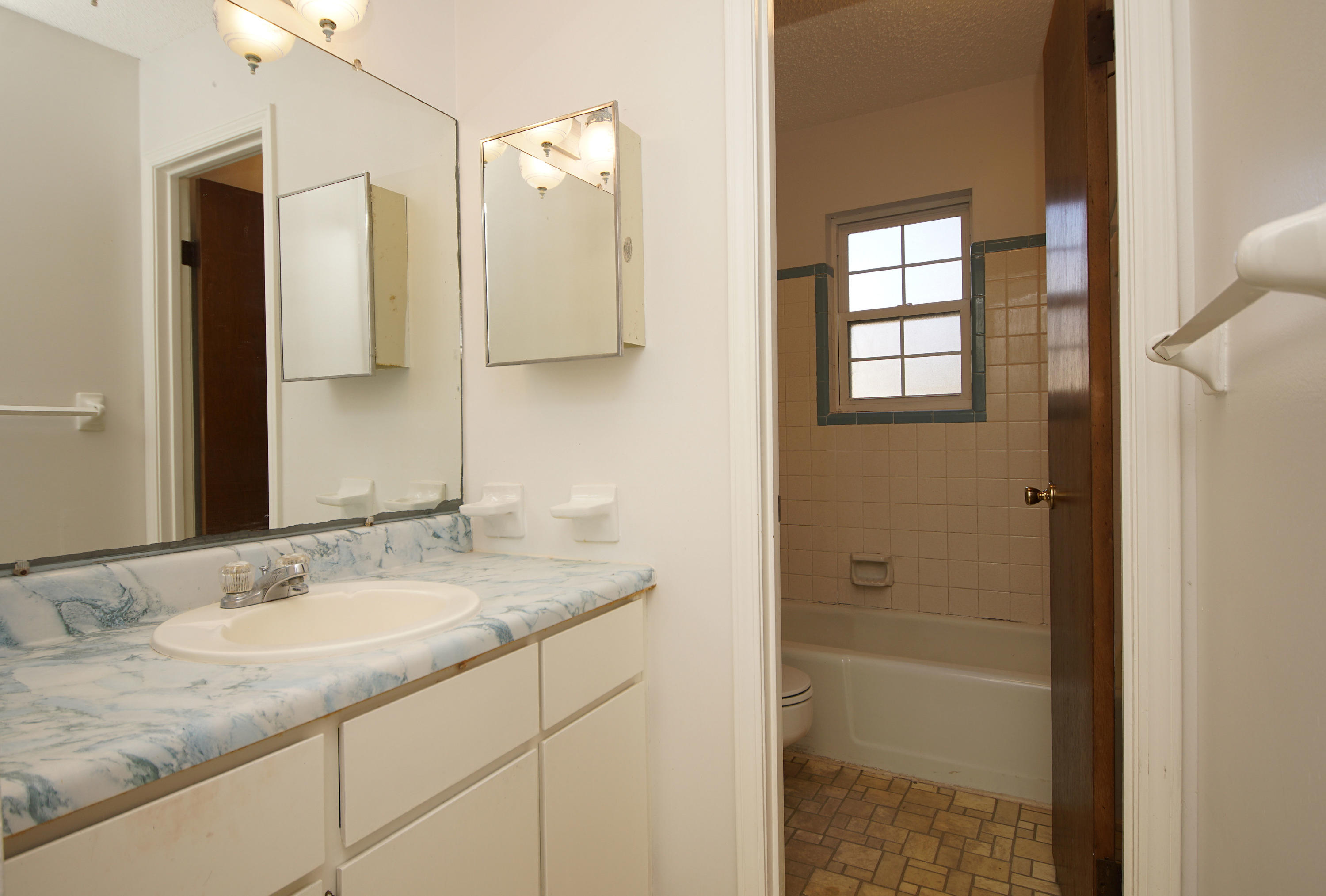 BLUEWATER BAY VILLAGE 1A - Residential