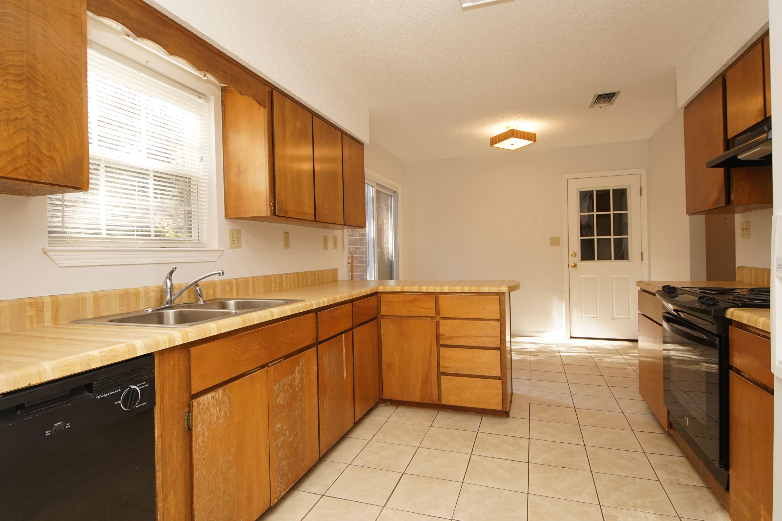 BLUEWATER BAY VILLAGE 1A - Residential