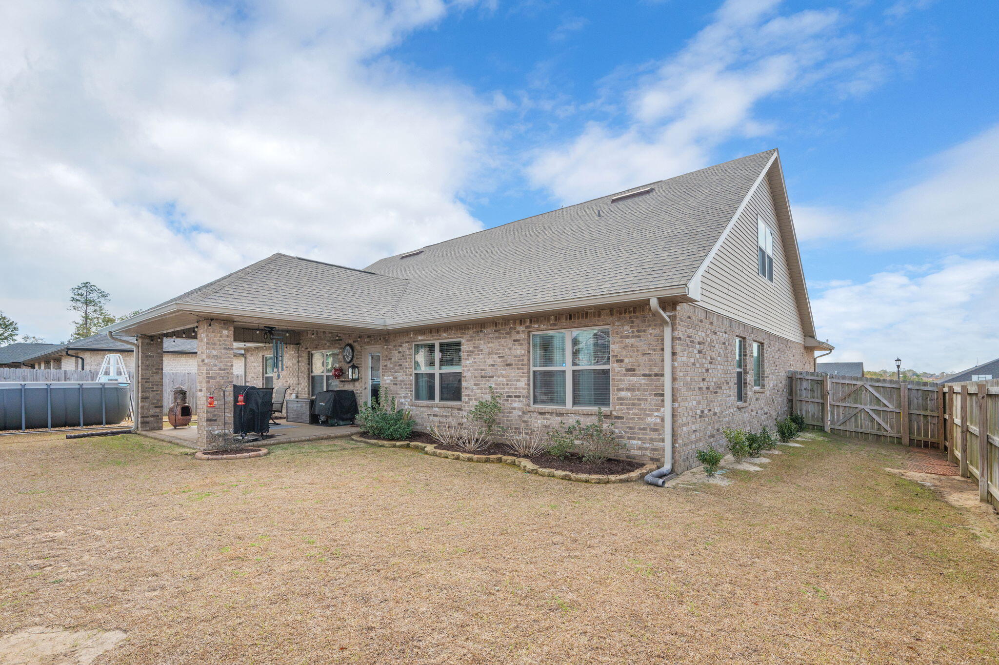 CHARLESTON PLACE - Residential