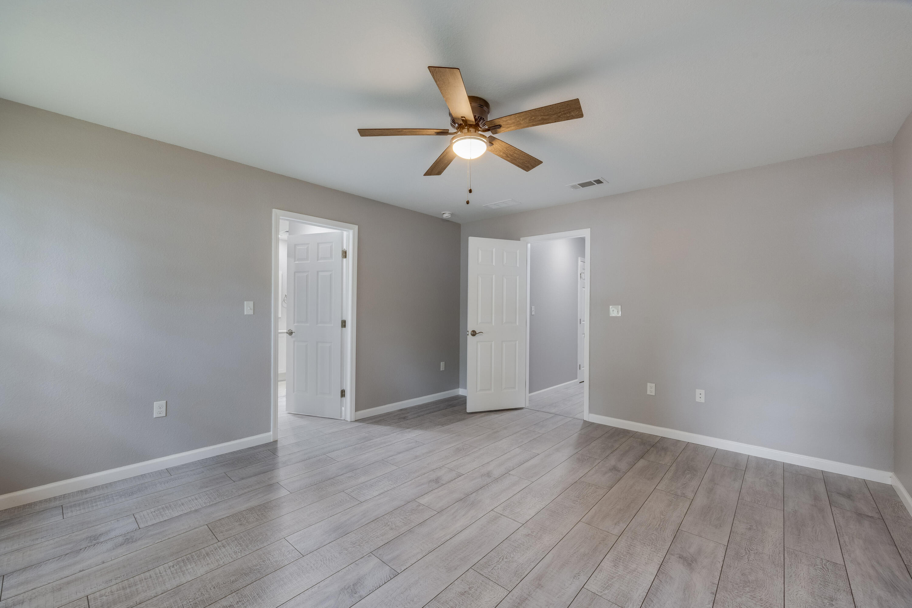 CRESTVIEW - Residential