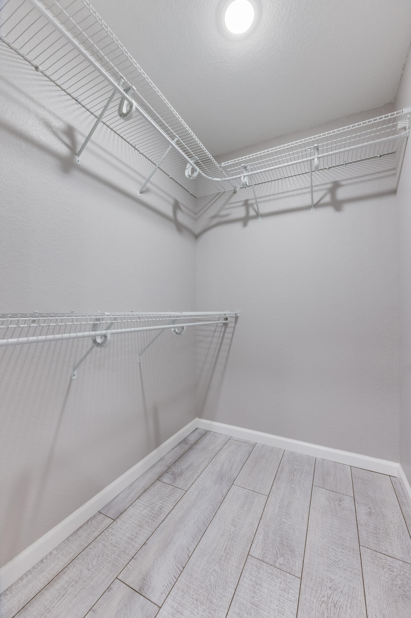 CRESTVIEW - Residential