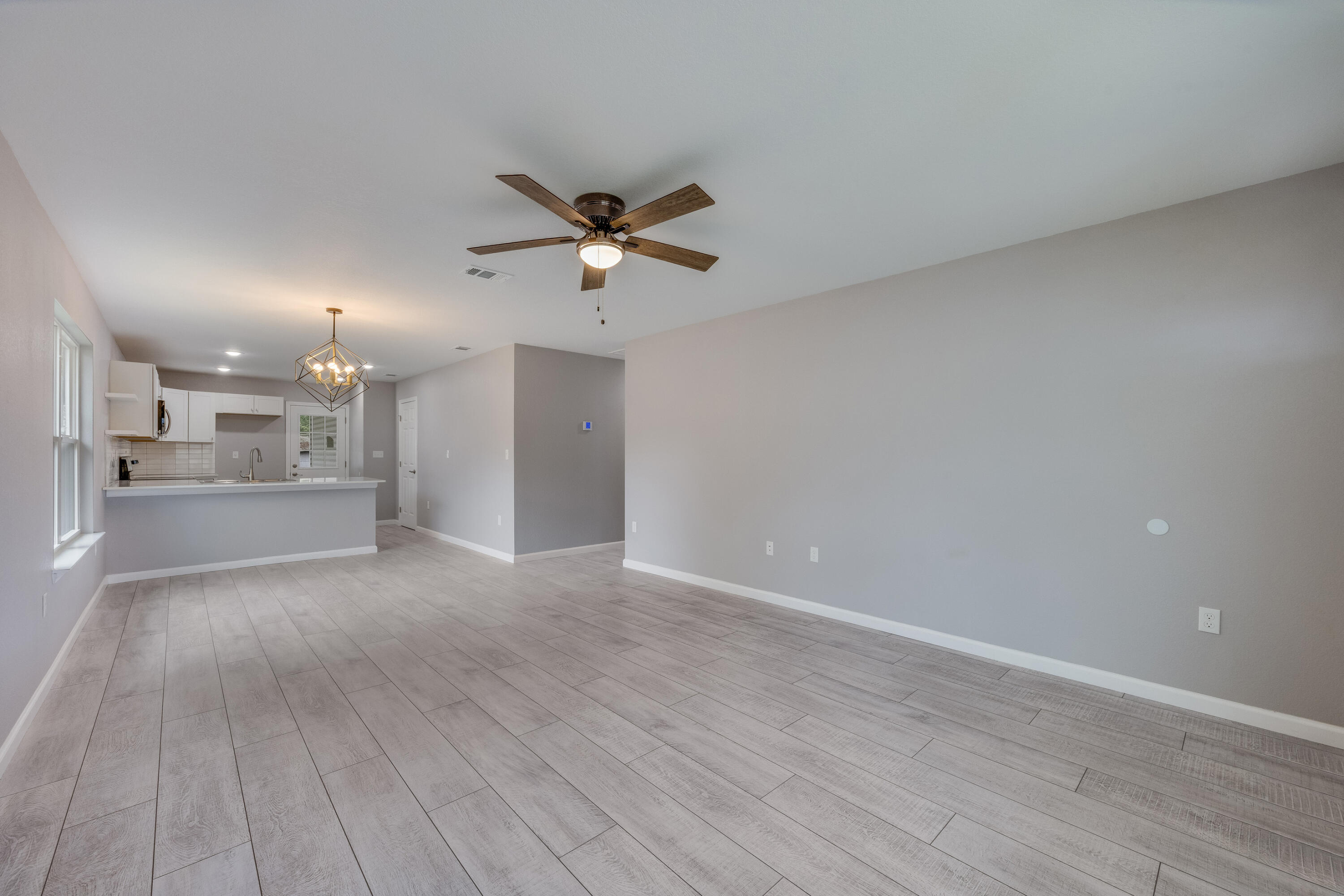 CRESTVIEW - Residential