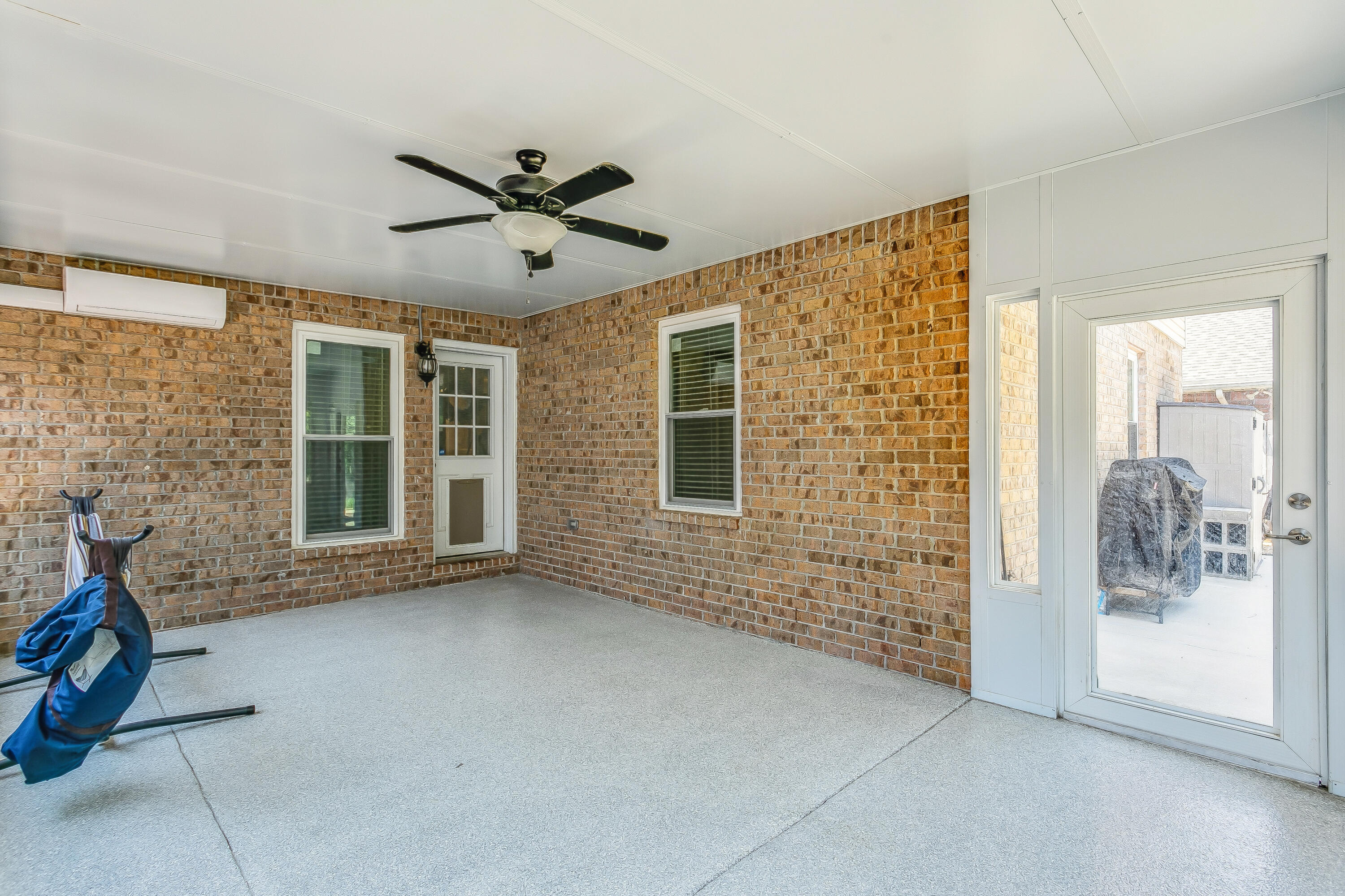 EMERALD VILLAGE S/D - Residential