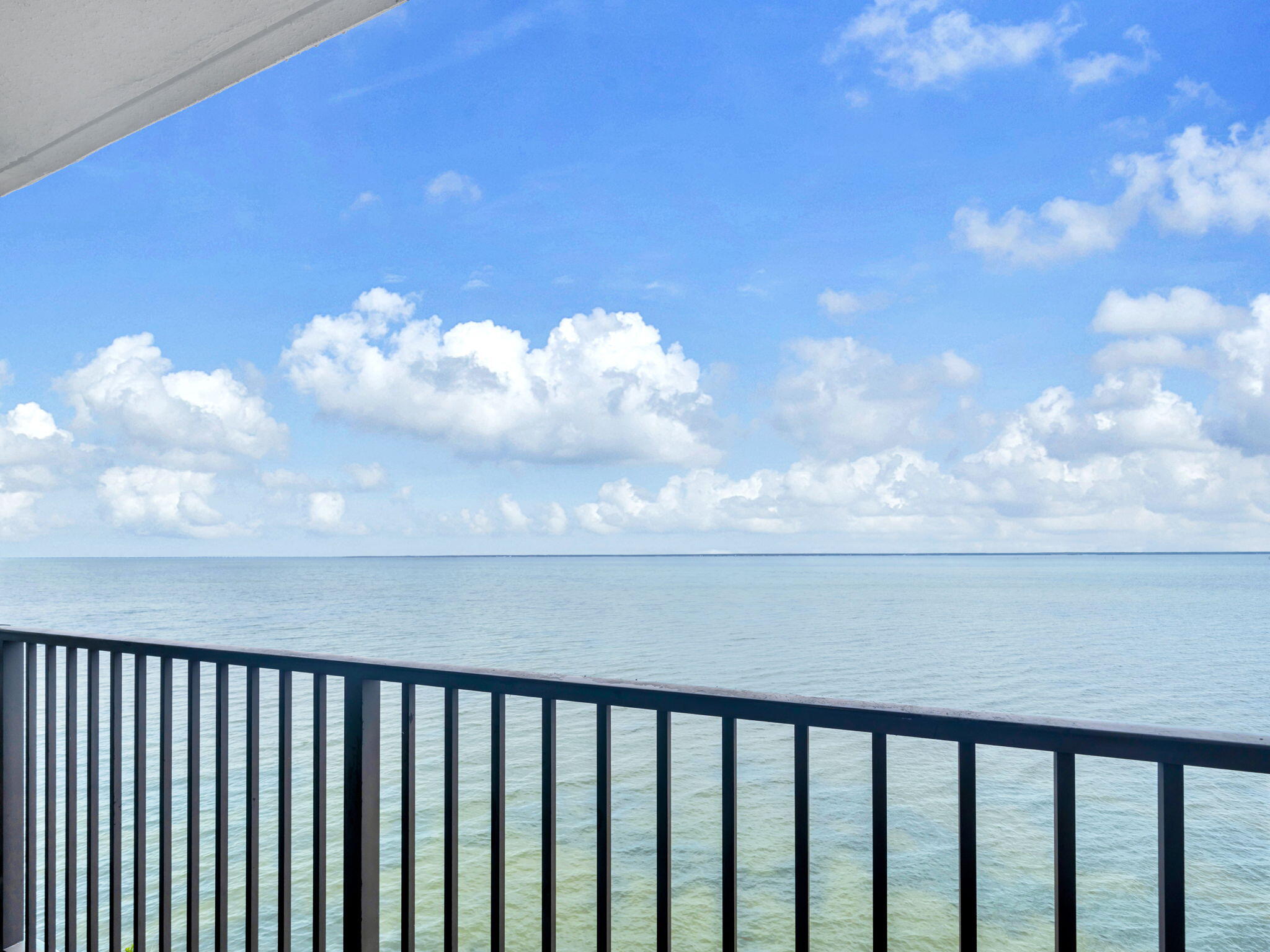 BAYSIDE CONDO SANDESTIN - Residential