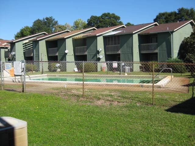 BIENVILLE SQUARE T/H - Residential