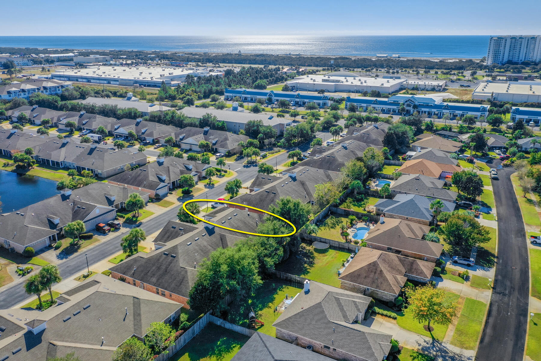 DIAMOND LAKES - Residential