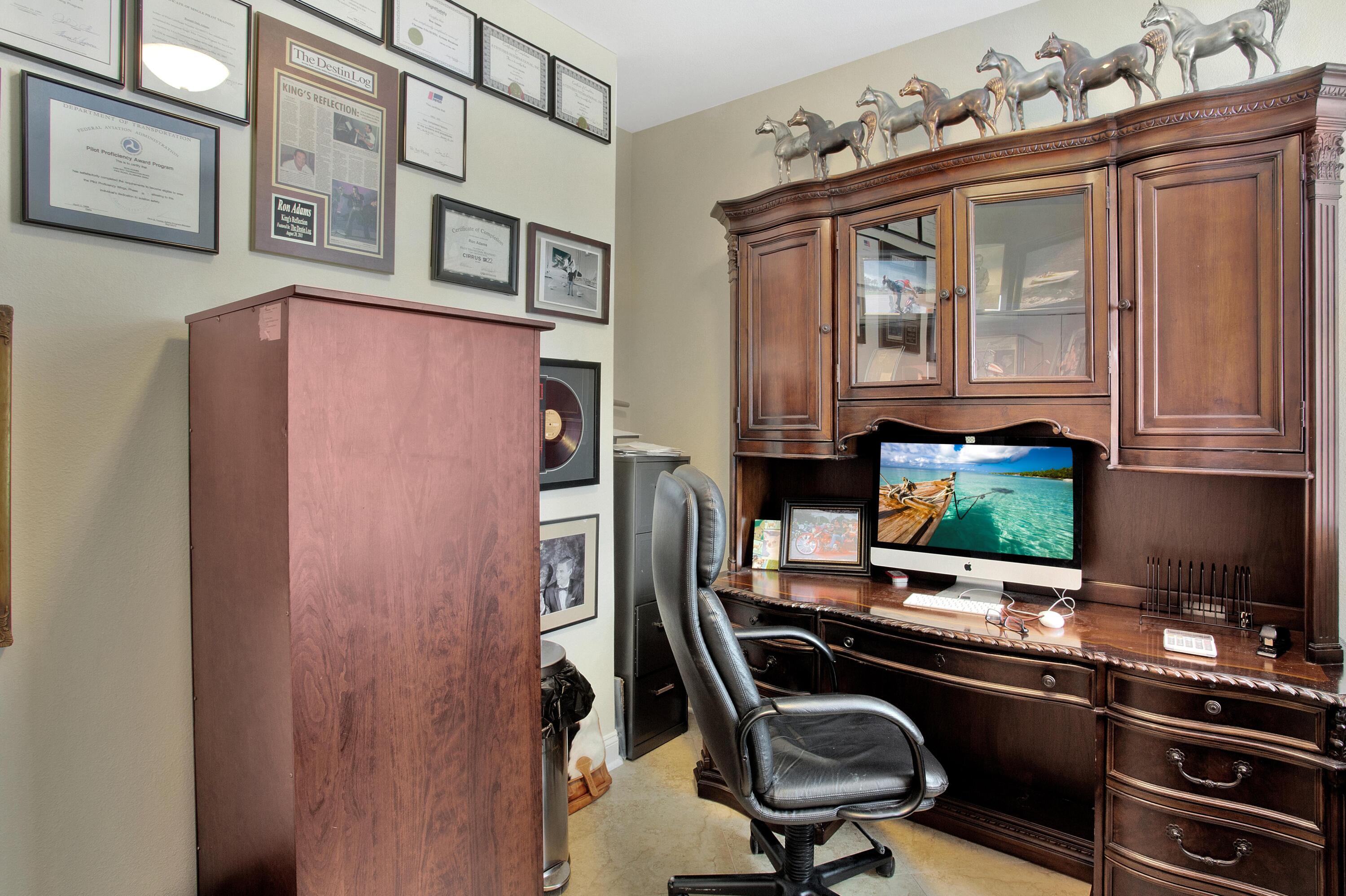 DIAMOND LAKES - Residential