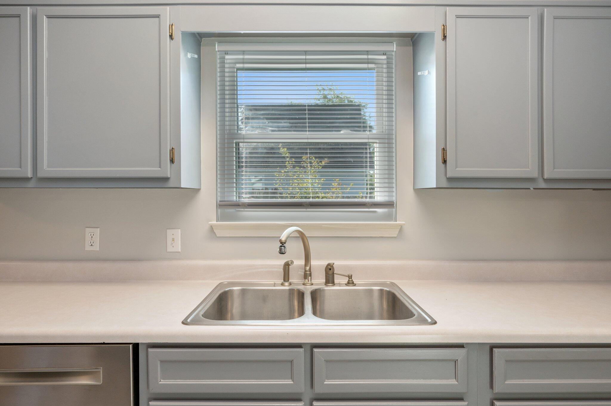 SOUTHVIEW ESTATES PH 2 - Residential Lease