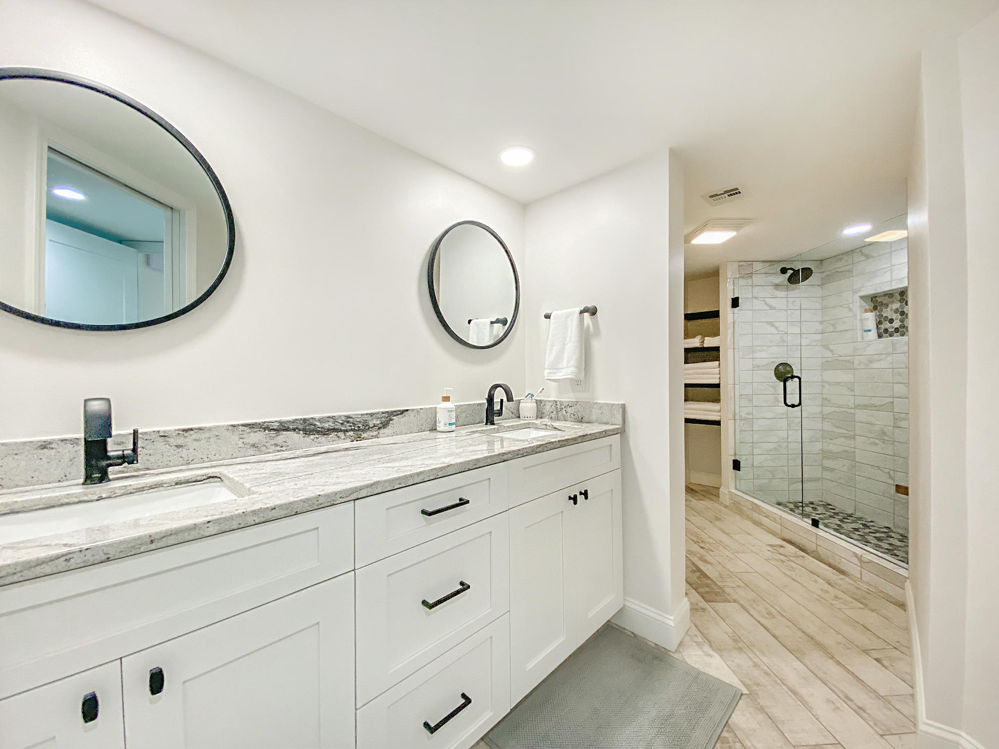 EAST PASS TOWERS CONDO - Residential