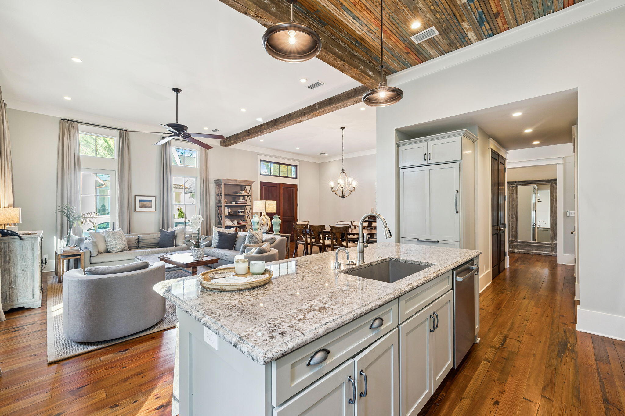 CHURCHILL OAKS - Residential