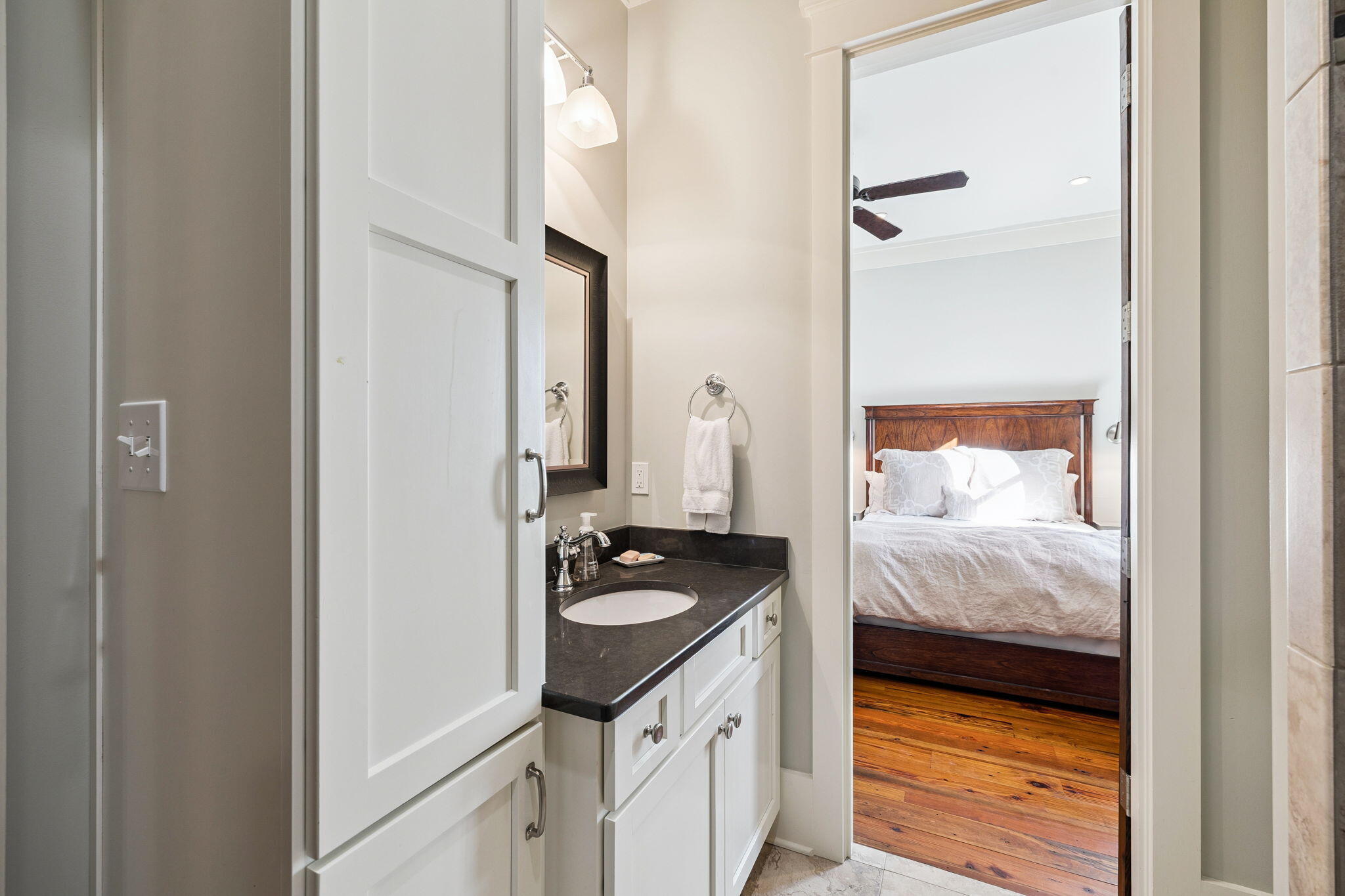 CHURCHILL OAKS - Residential