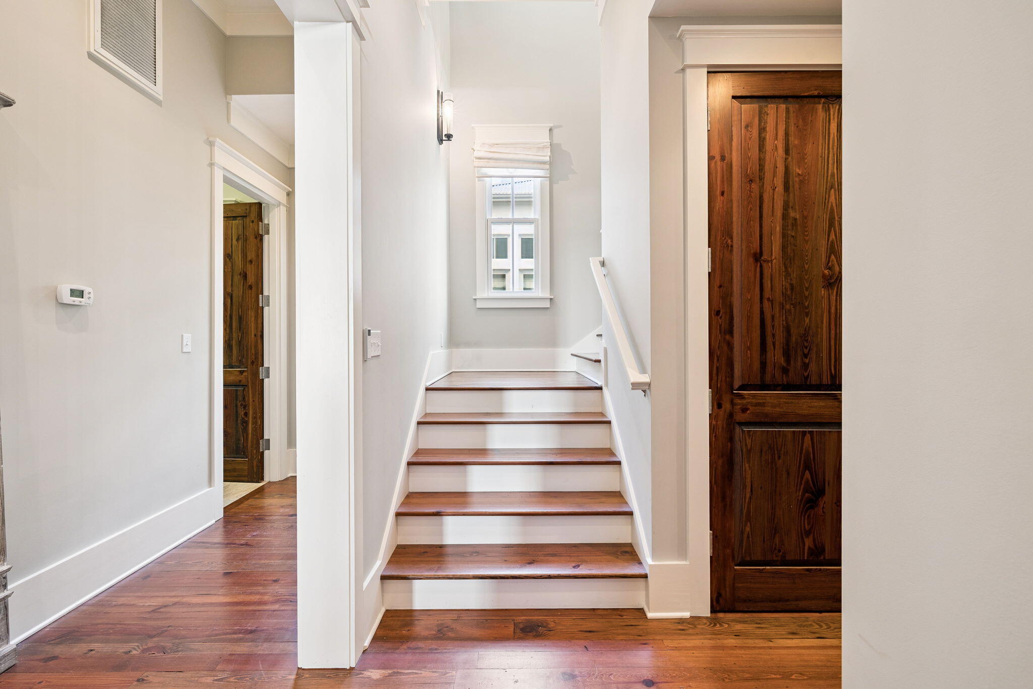 CHURCHILL OAKS - Residential