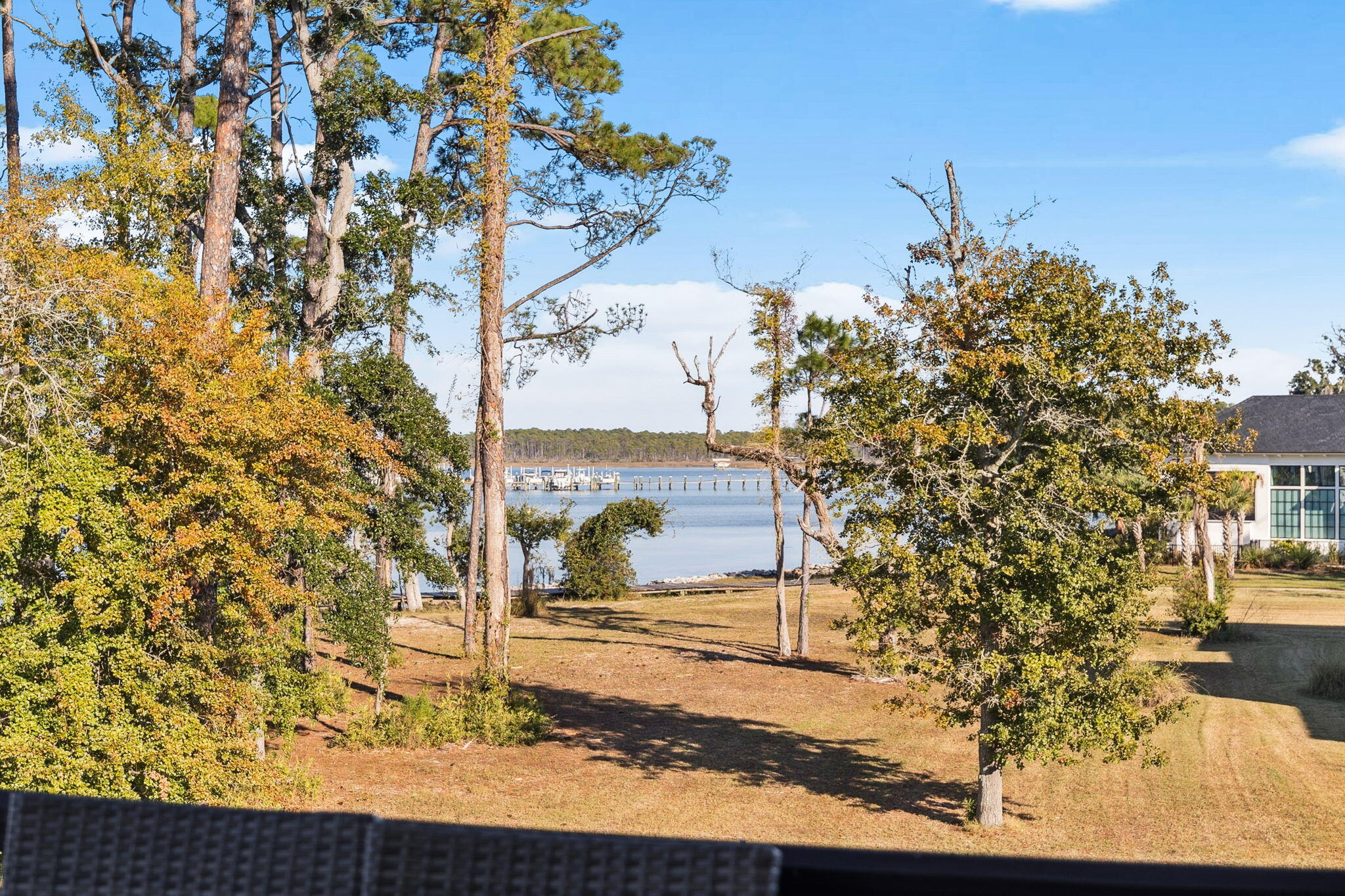 CHURCHILL OAKS - Residential