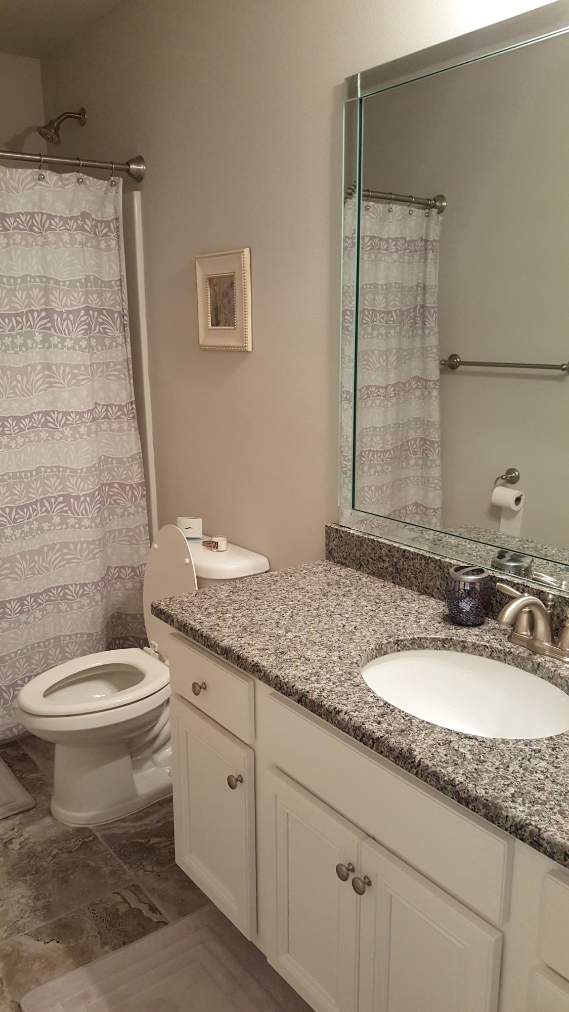 WHISPERING LAKE - Residential