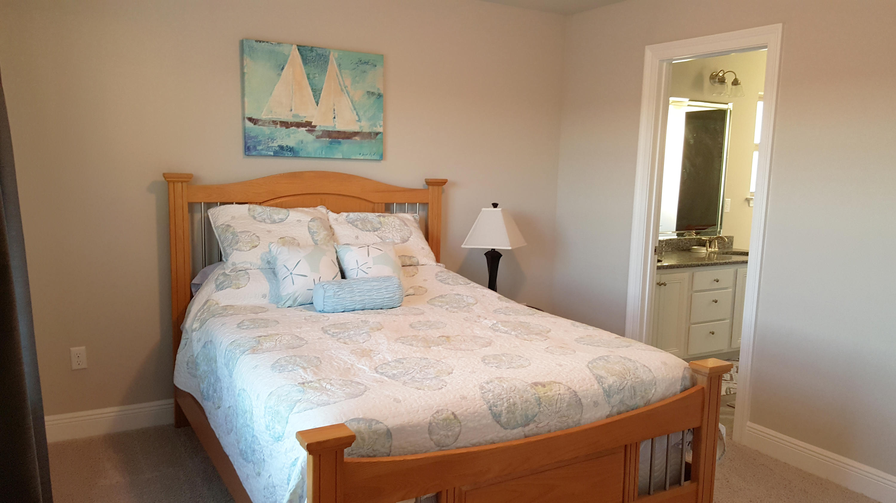 WHISPERING LAKE - Residential