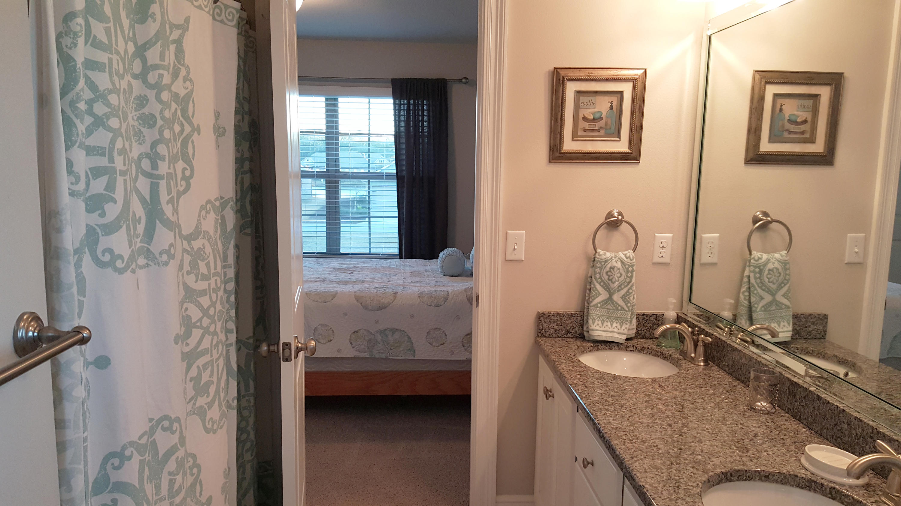 WHISPERING LAKE - Residential