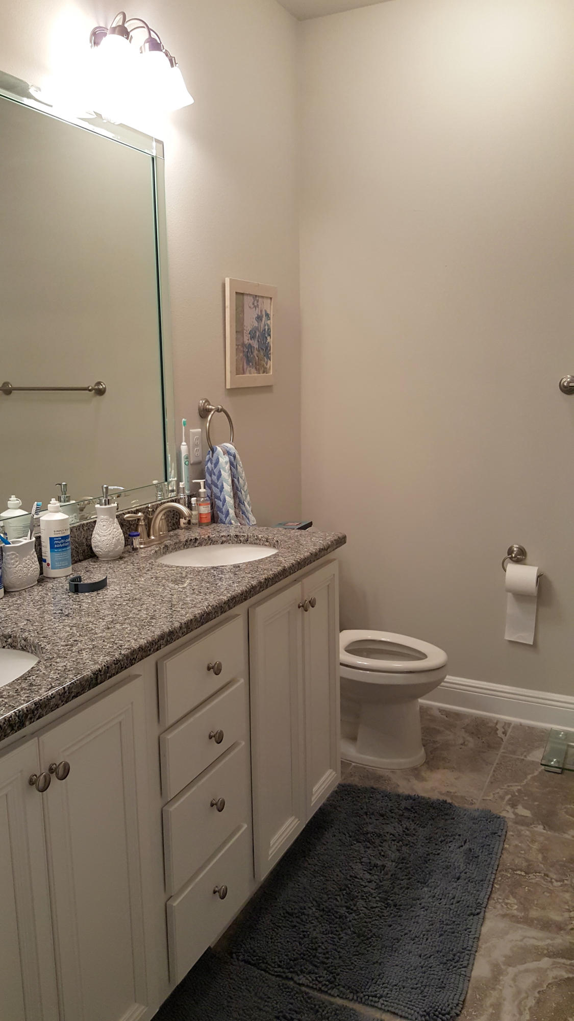 WHISPERING LAKE - Residential