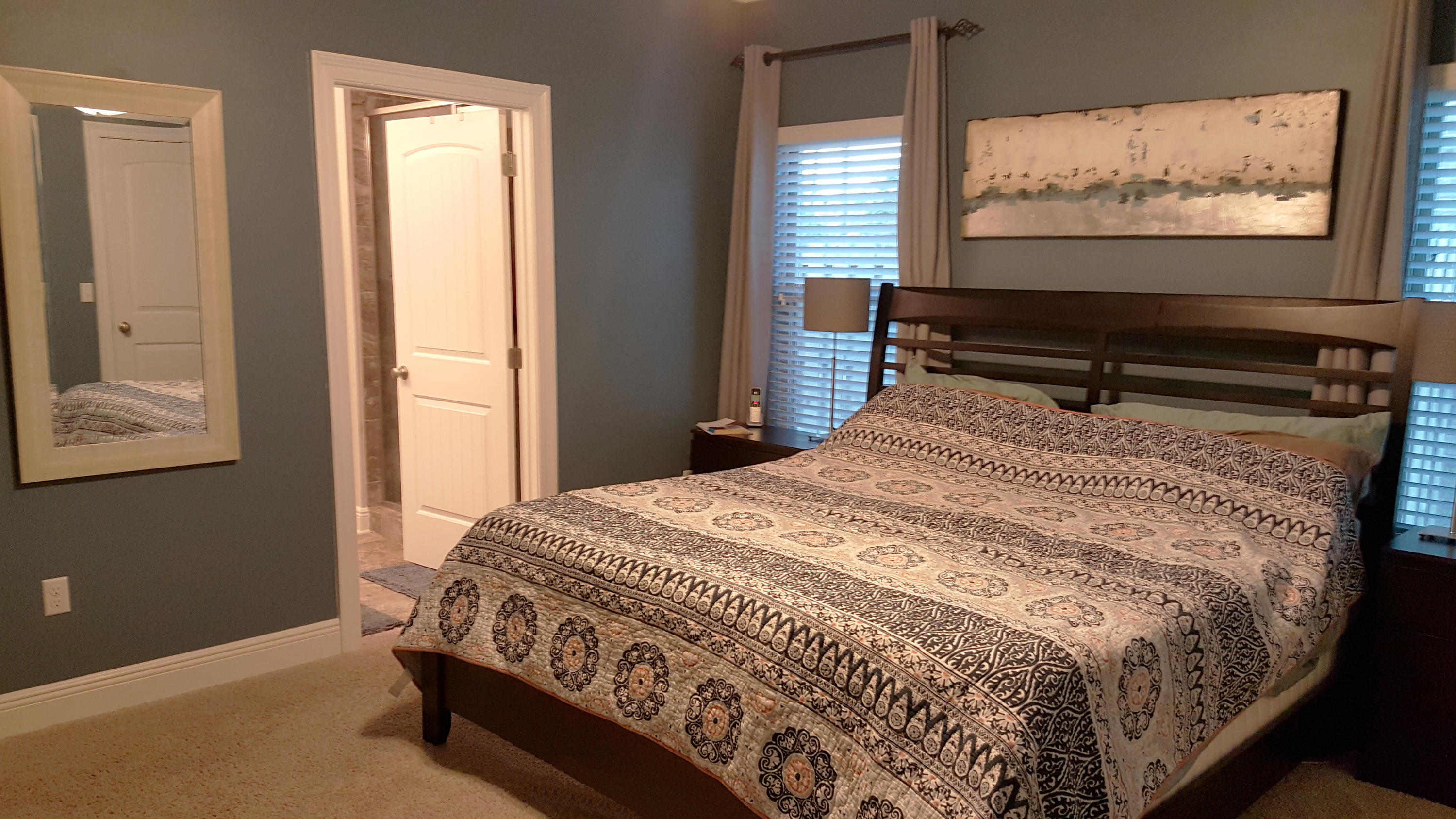 WHISPERING LAKE - Residential