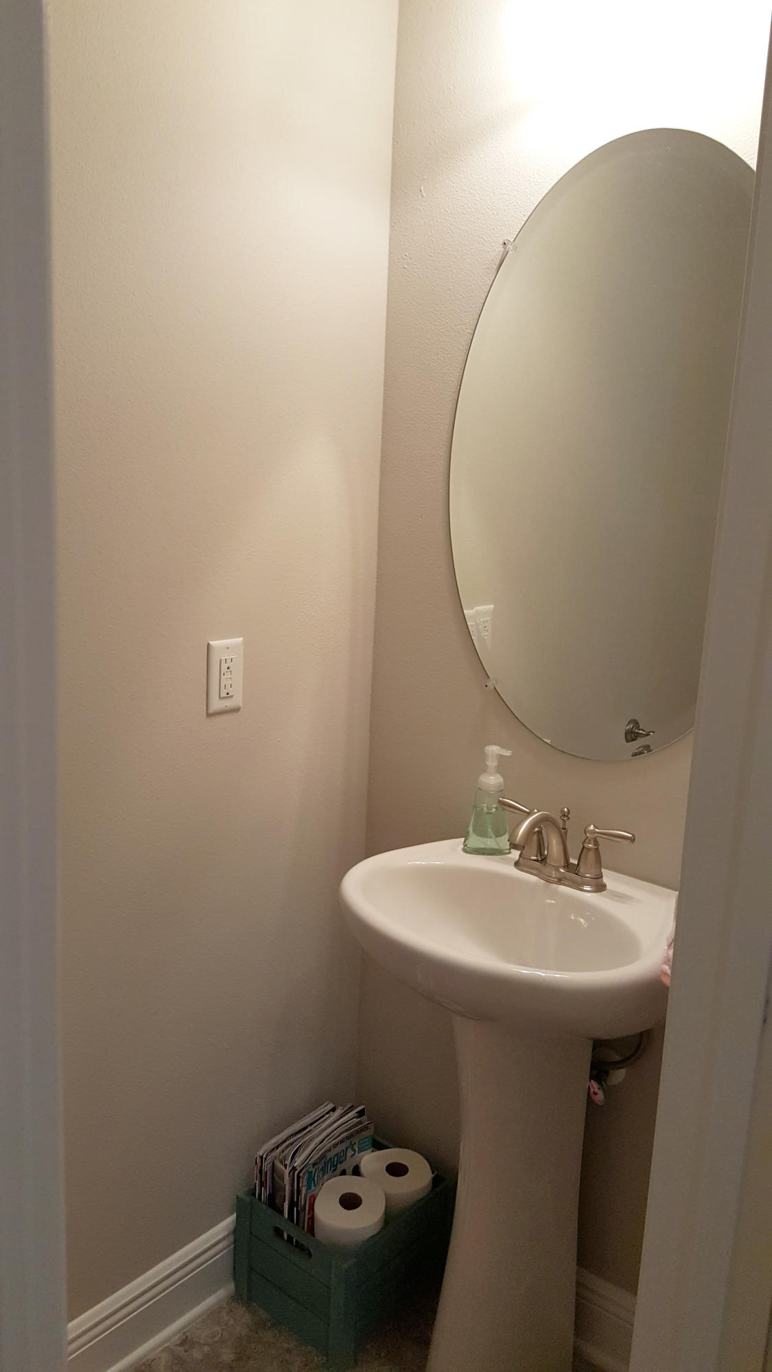 WHISPERING LAKE - Residential